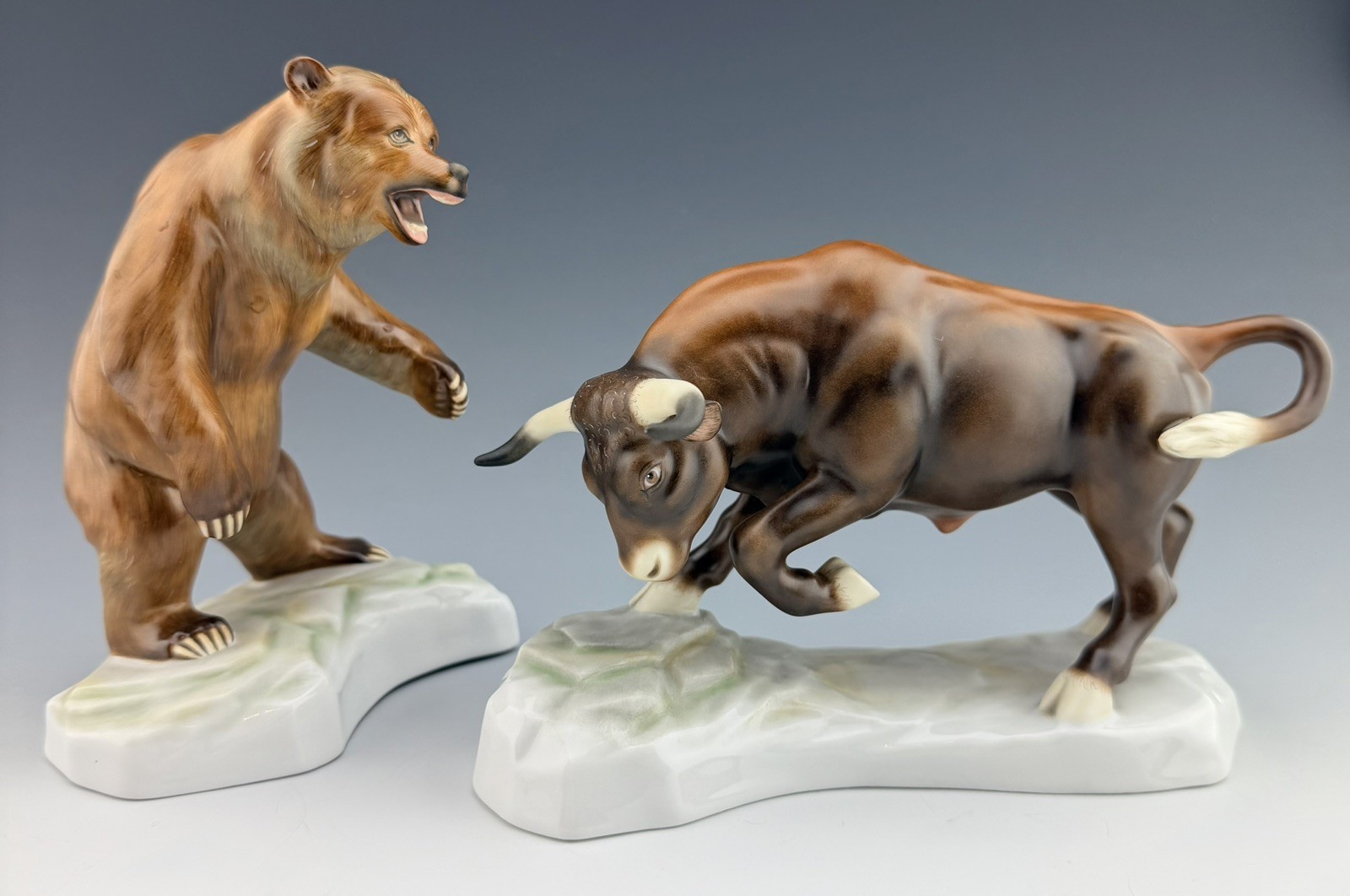 🦋 MINT HEREND Large Classic Kingdom Wall Street BEAR & BULL Natural Figurines