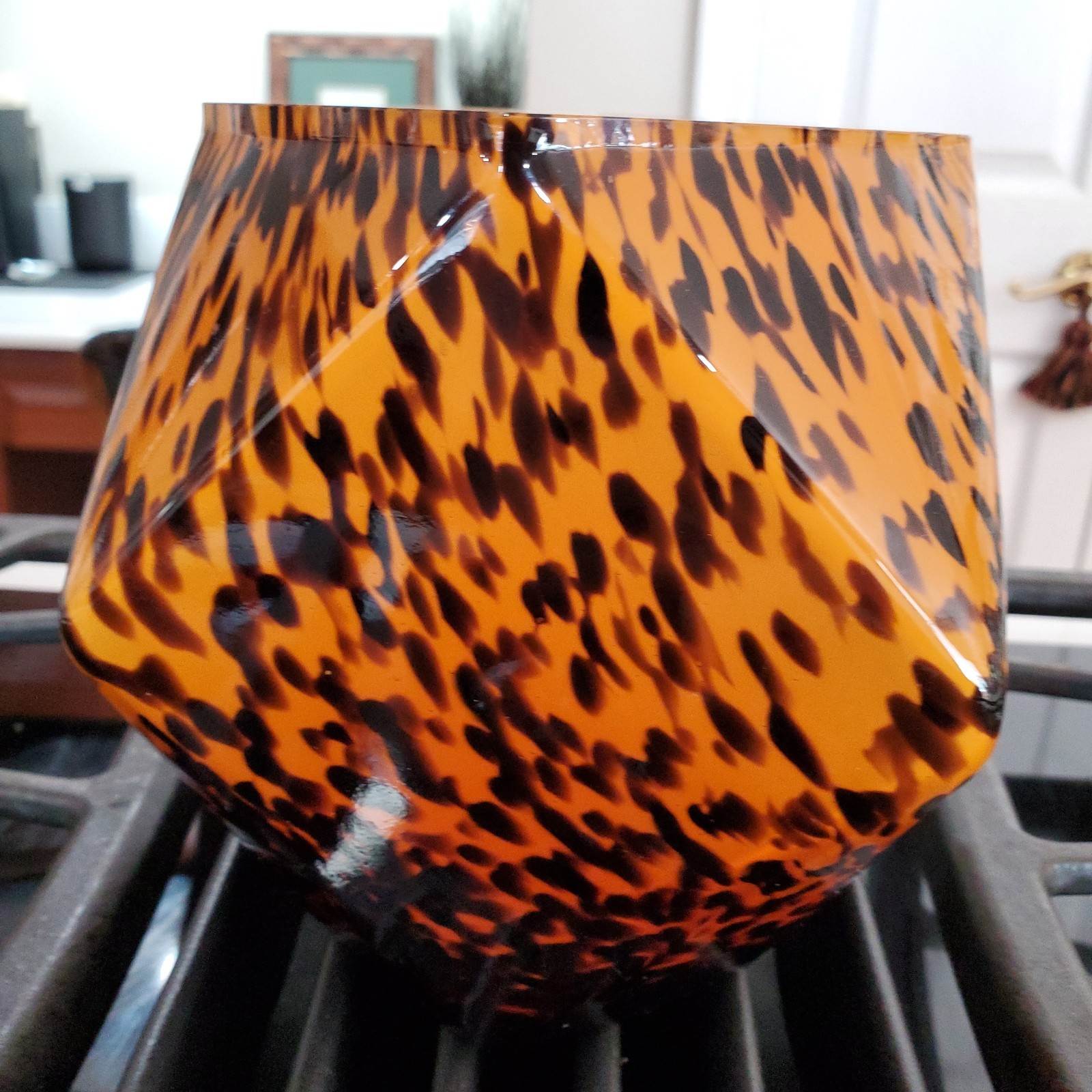 Vintage Leopard Speckled Polyhedral Glass Vase Mouthblown Handmade FLAW 5″x5″
