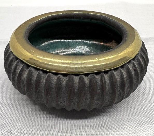 Candone Wharton Raku Pottery Lidded Trinket Box Signed 3” X 3 1/2” X 2 1/4”