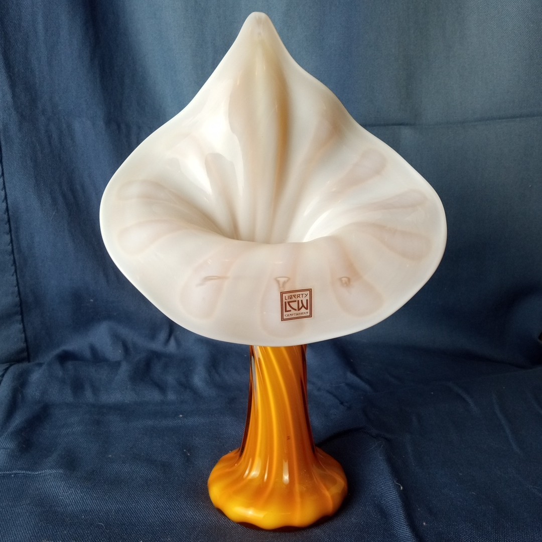 Vtg Liberty Craftworks Art Glass Jack in the Pulpit Vase 10″ Opalescent JIP