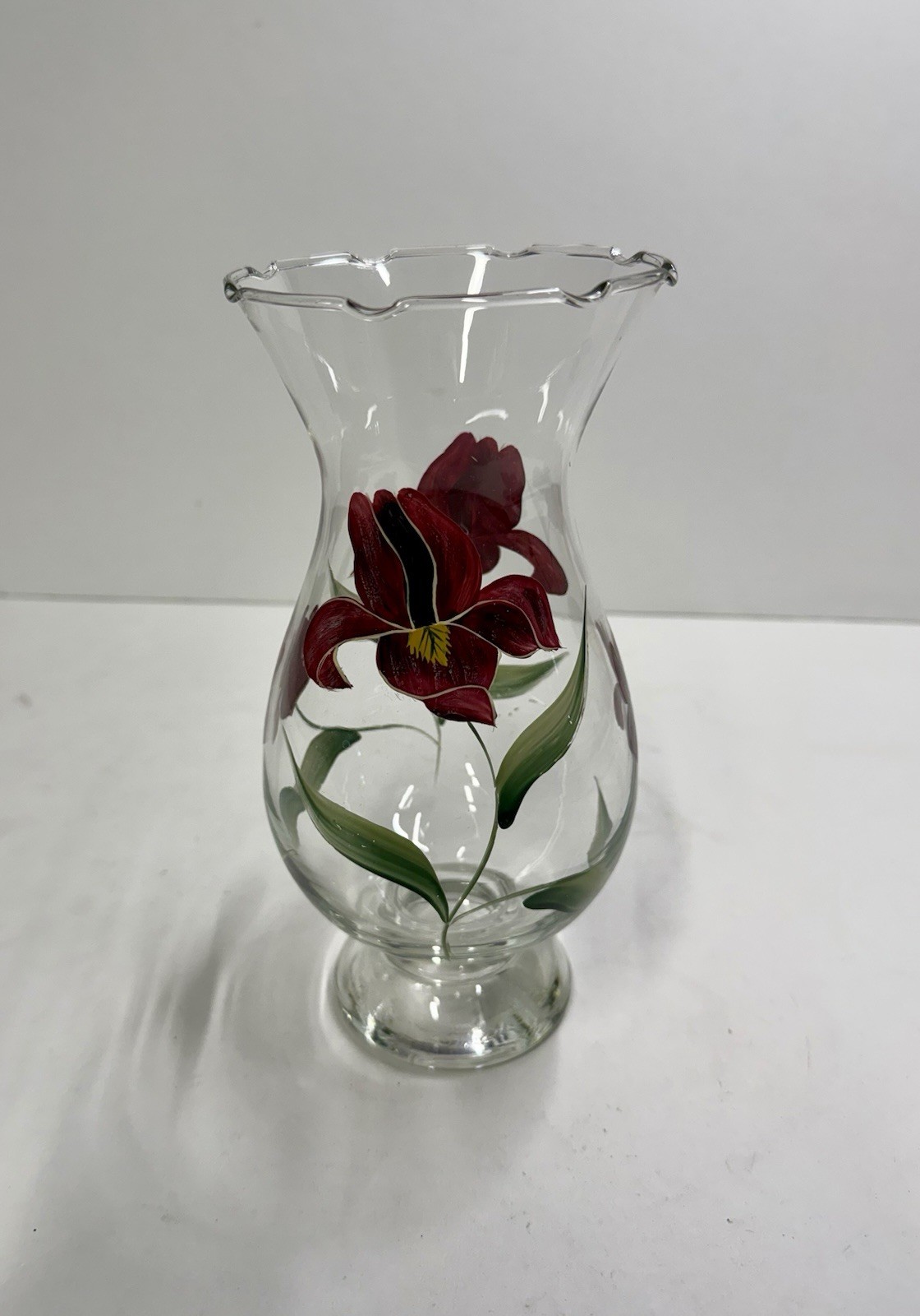Gibson Art Glass LIANNA Hand Painted Purple Iris Flower Ruffled Edge Vase 8”