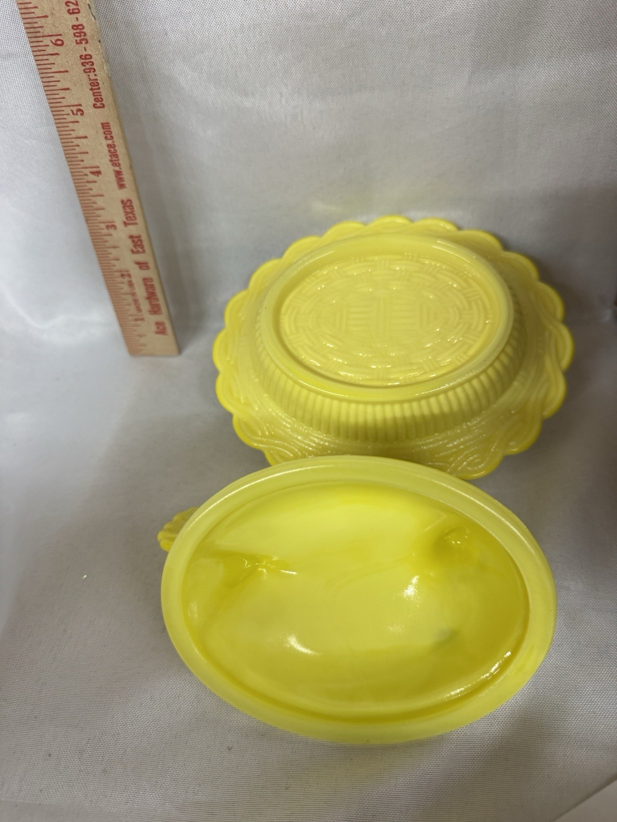 Mosser 6″ Dandelion Hen On Nest Dish Split Tail GLOWS!
