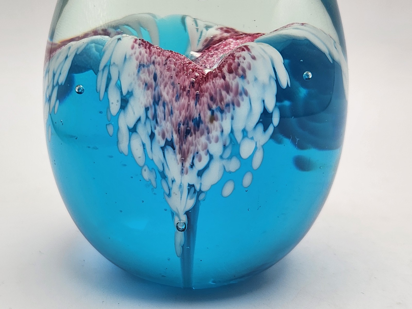 Vintage 1993 GES Glass Eye Studio Pink Blue 3.25″ Egg Paperweight Firework