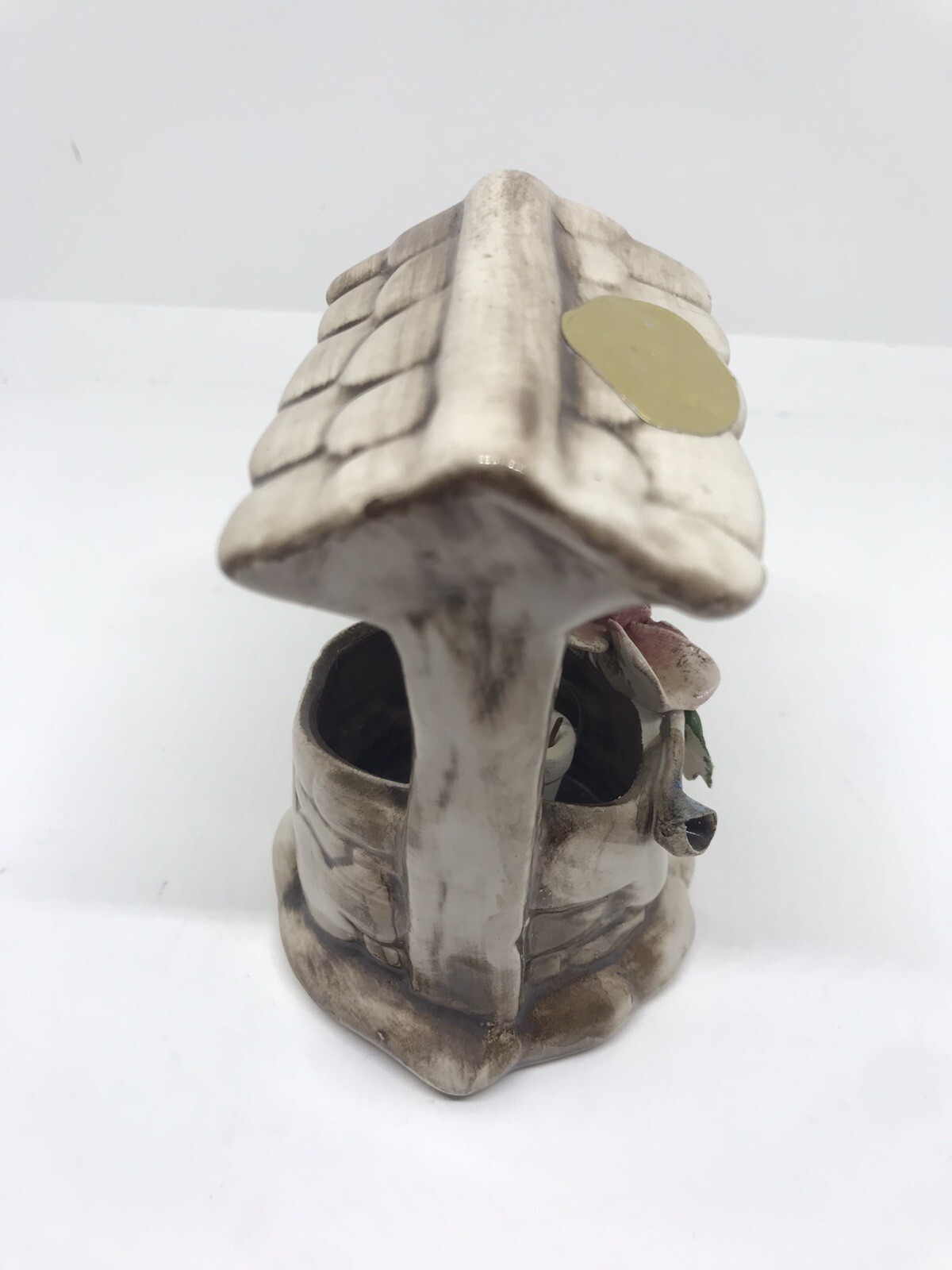 Vintage Nuova Capodimonte Wishing Well Flower Made in Italy Ceramic Porcelain