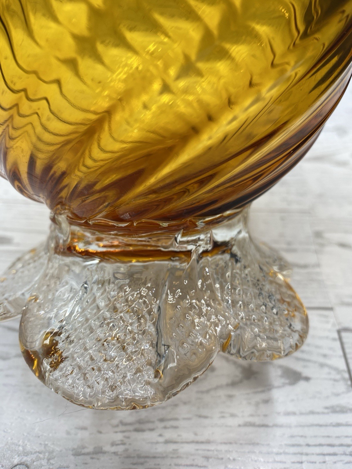 Chalet Heritage LXXI Bullicante Amber Glass Swirl 8” Vase Ruffled Rim HTF