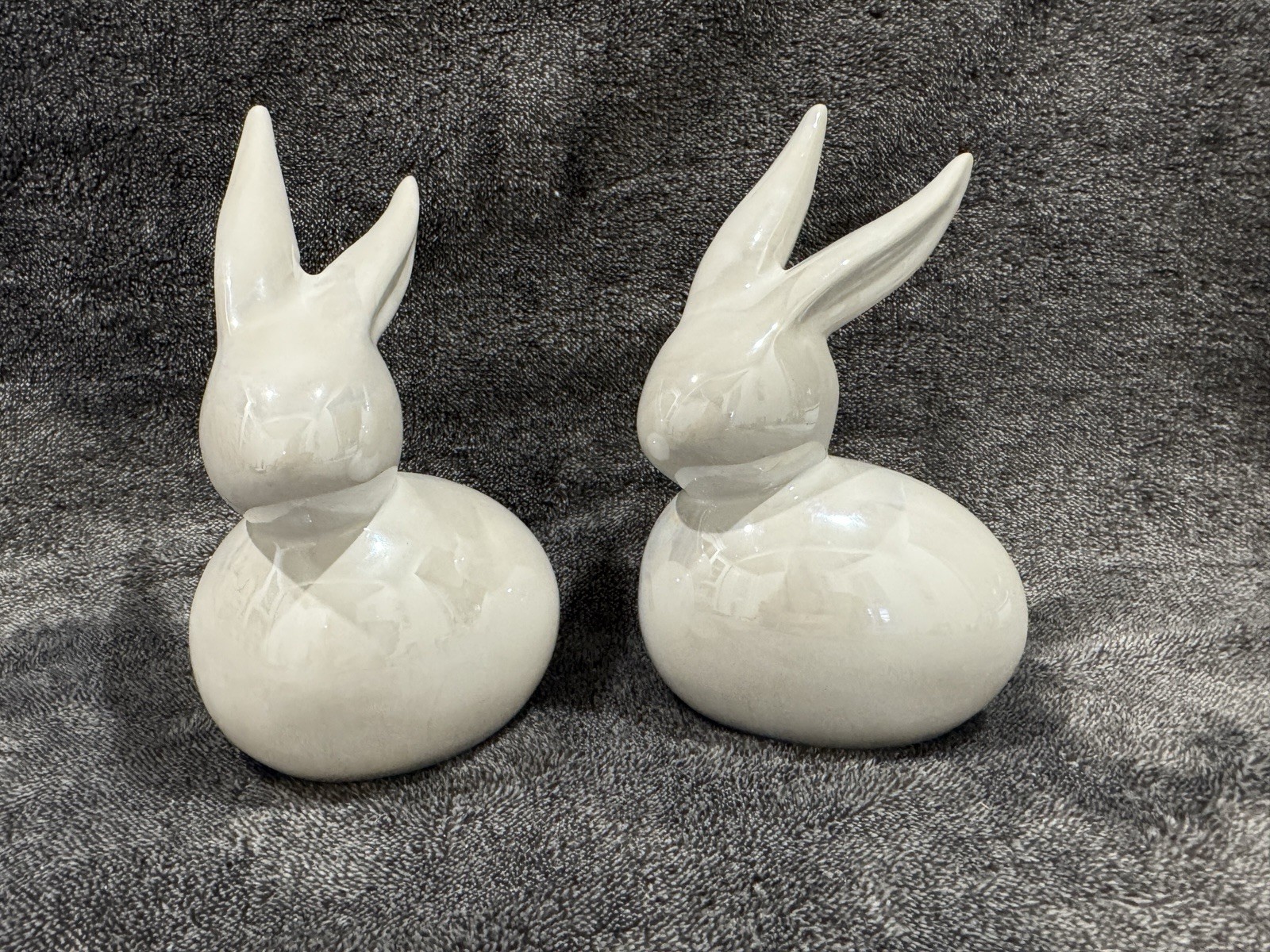 Charming Pair of White Ceramic Bunny Rabbit Figurines Easter Spring