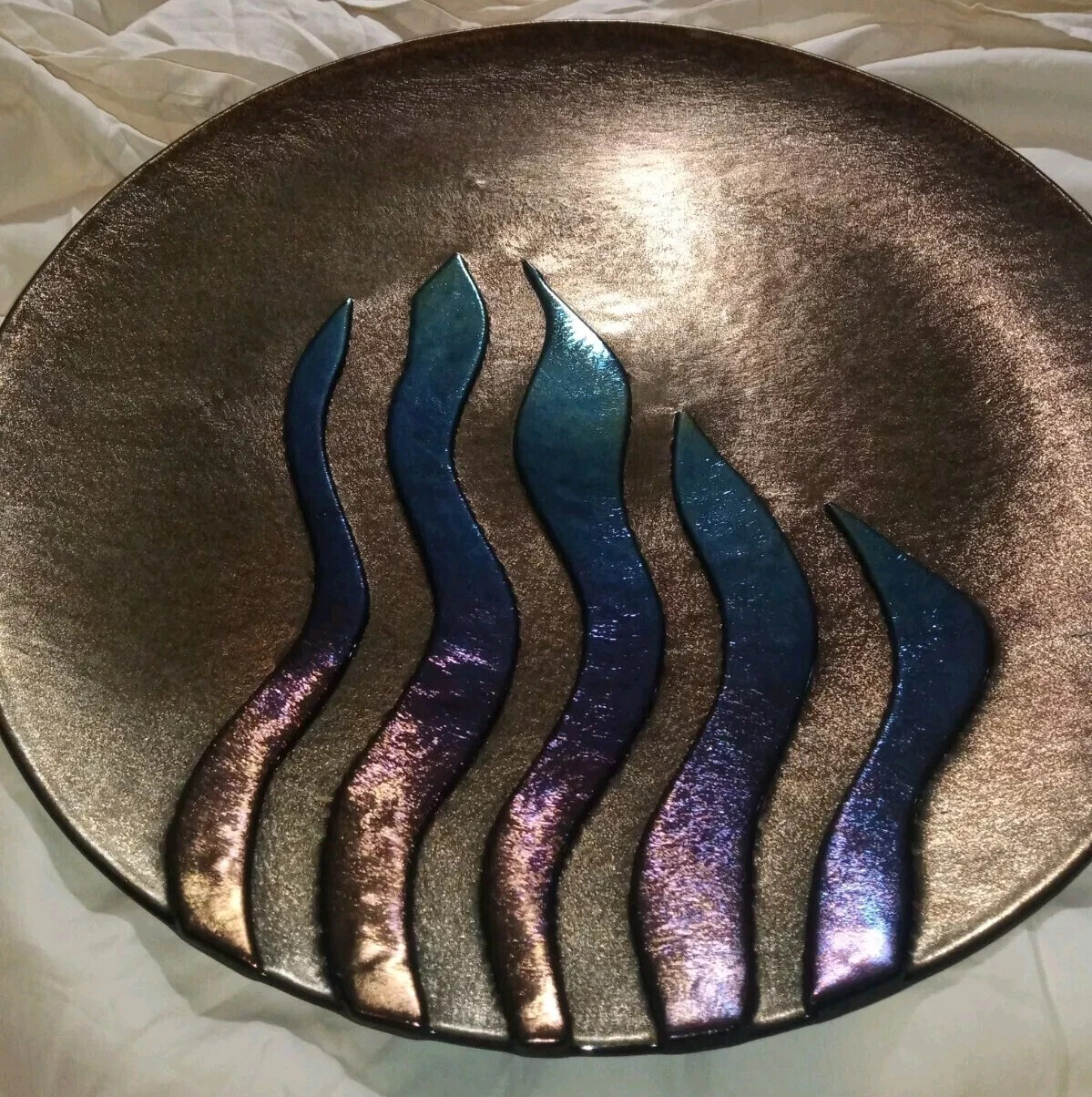 Large 16″ Golden Art Glass Charger Disc Platter Iridescent Raised Seaweed