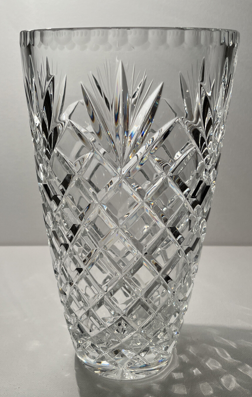 Gorgeous Crystal Clear Industries Lead Crystal 9” Tall Vase