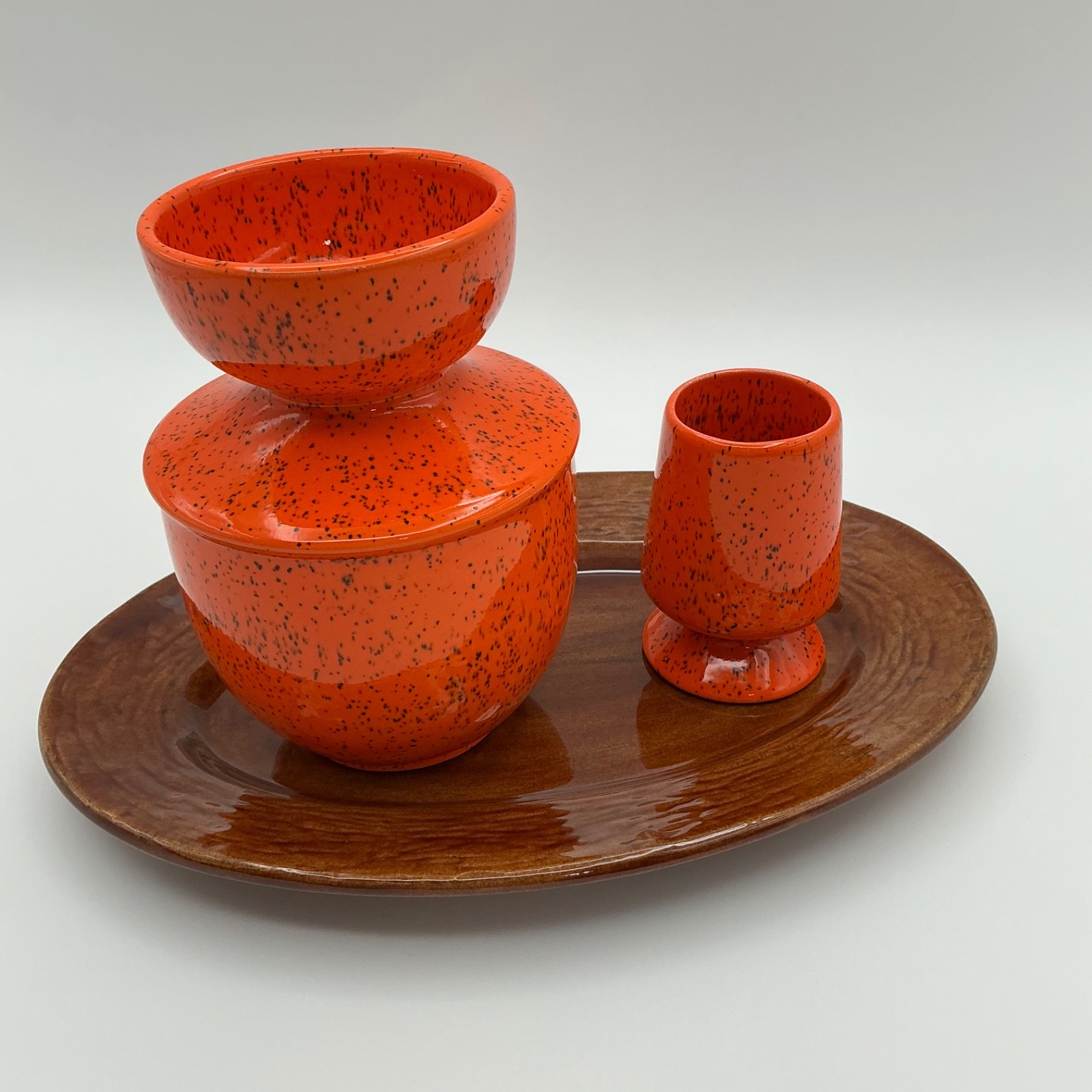 Vtg 1970s Hand Painted Ceramic Orange Splatter Speckled Vases & Brown Plate MCM