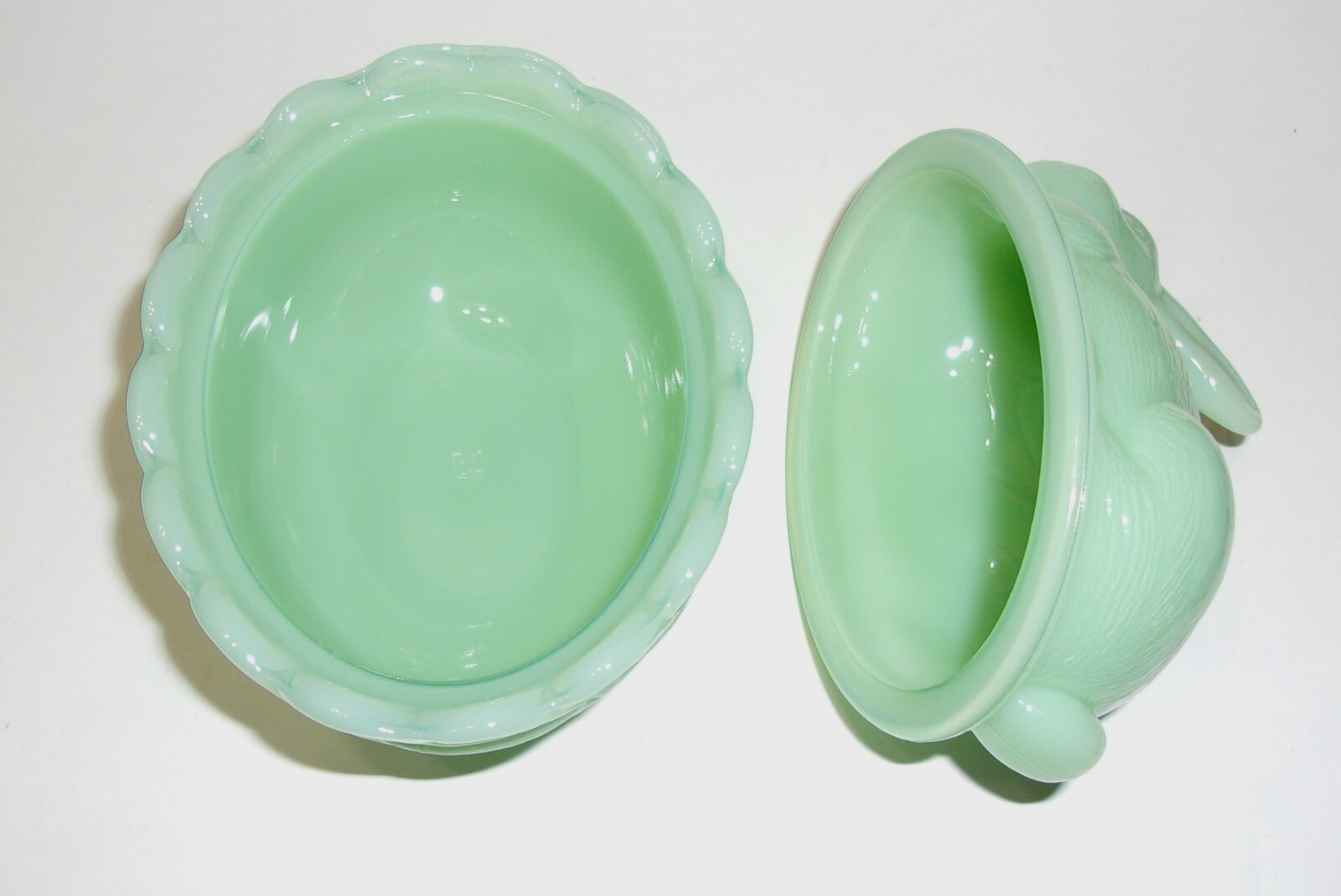 Mosser Glass Jadeite Jade Green Easter Bunny Rabbit Candy Box Covered Dish