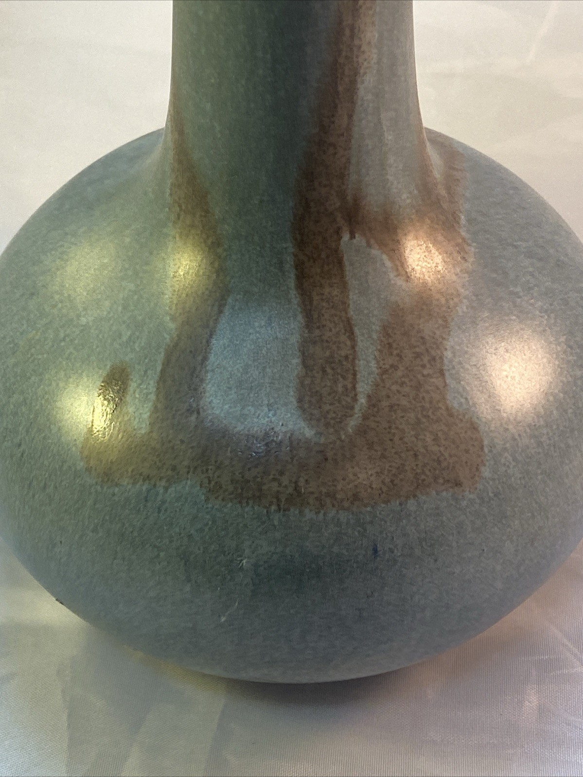 Vntg Blue Brown Blue Mountain Pottery Bud Vase Canada 11” Tall Drip BMP Canada