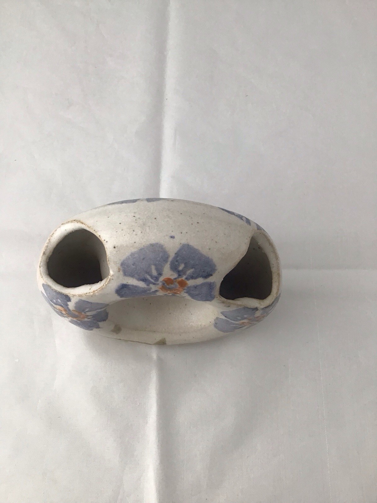 Art Pottery Donut Shape Double Bud Vase Painted Forget Me Not Flowers Signed 4”T
