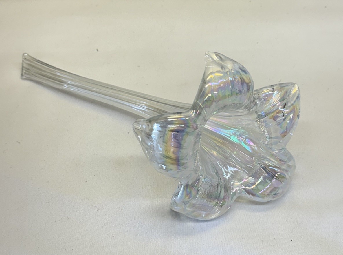 Vtg Silvestri Hand Blown Glass Lily Stem Iridescent Luster Snow Drop Flower