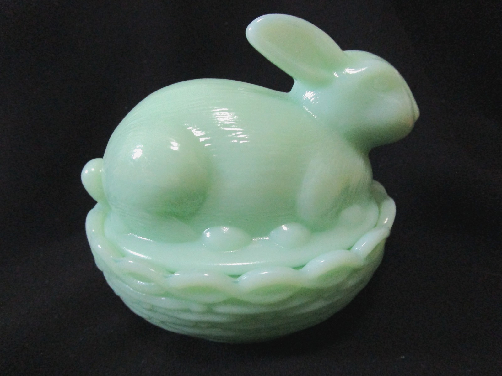 Mosser Glass Easter Bunny Rabbit on Basket Nest Candy Dish Jade Jadeite Green
