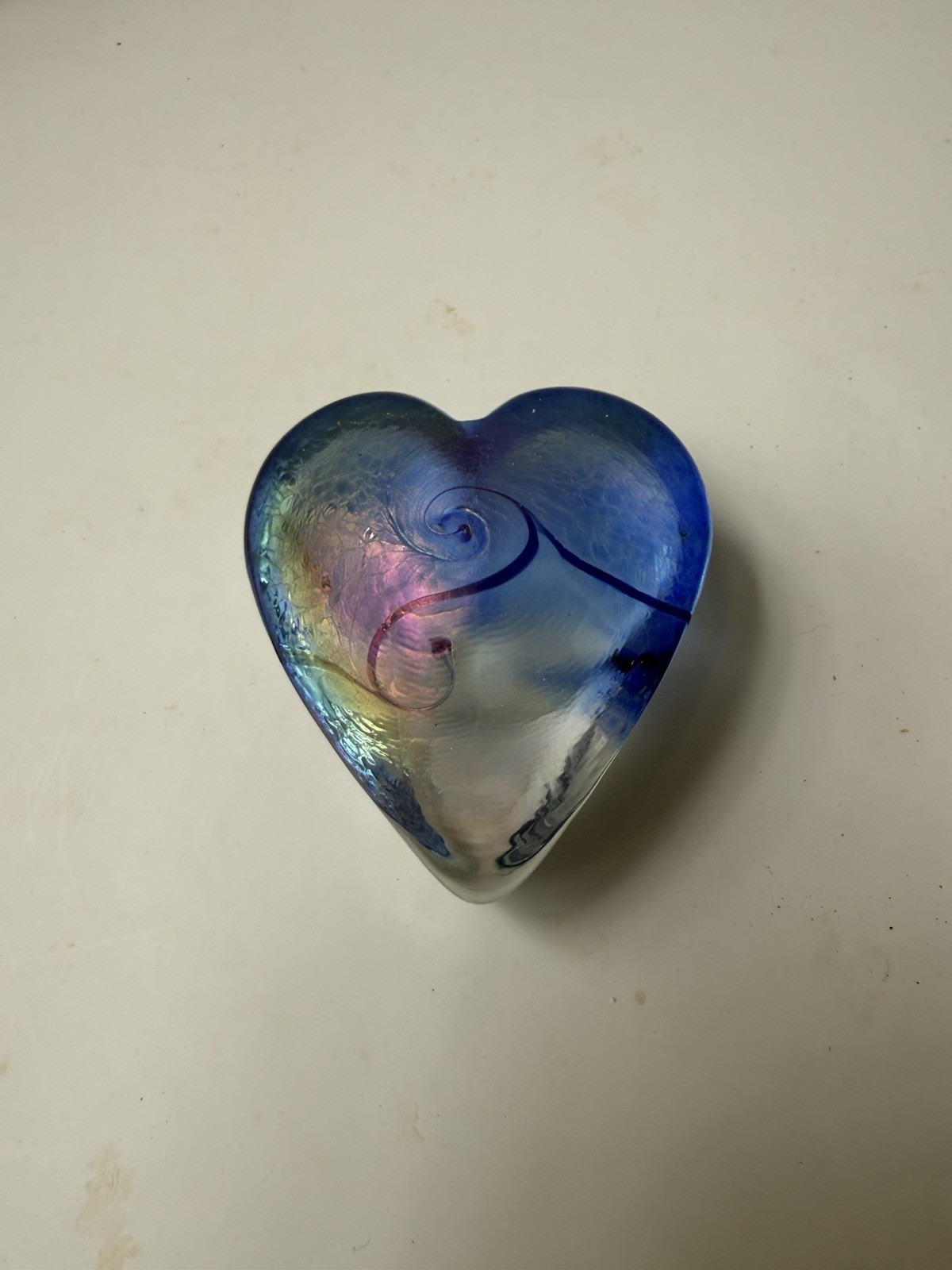 Robert Held Art Glass Heart Paperweights Lot of 4 Signed Iridescent Swirl Set
