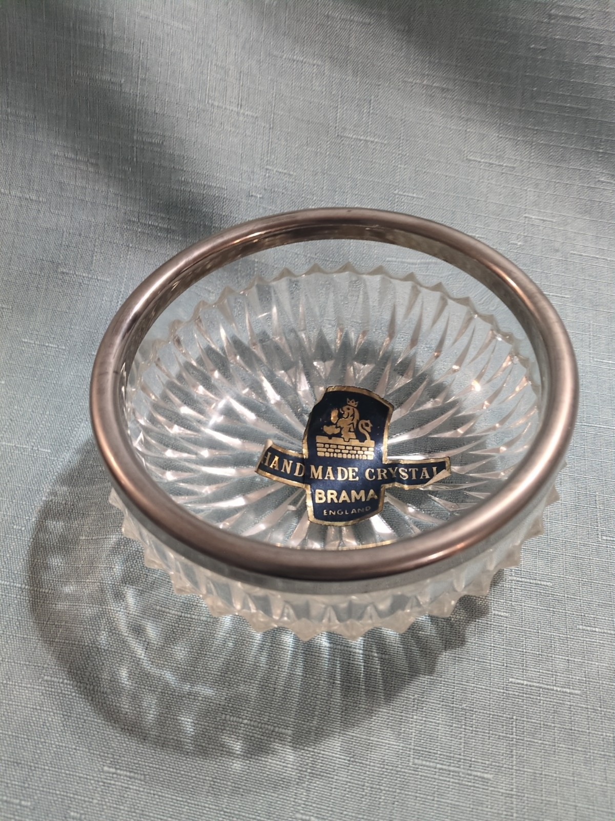 ANTIQUE VINTAGE HAND MADE CRYSTAL CUP/BOWL BRAMA ENGLAND VERY UNIQUE 5″X2″
