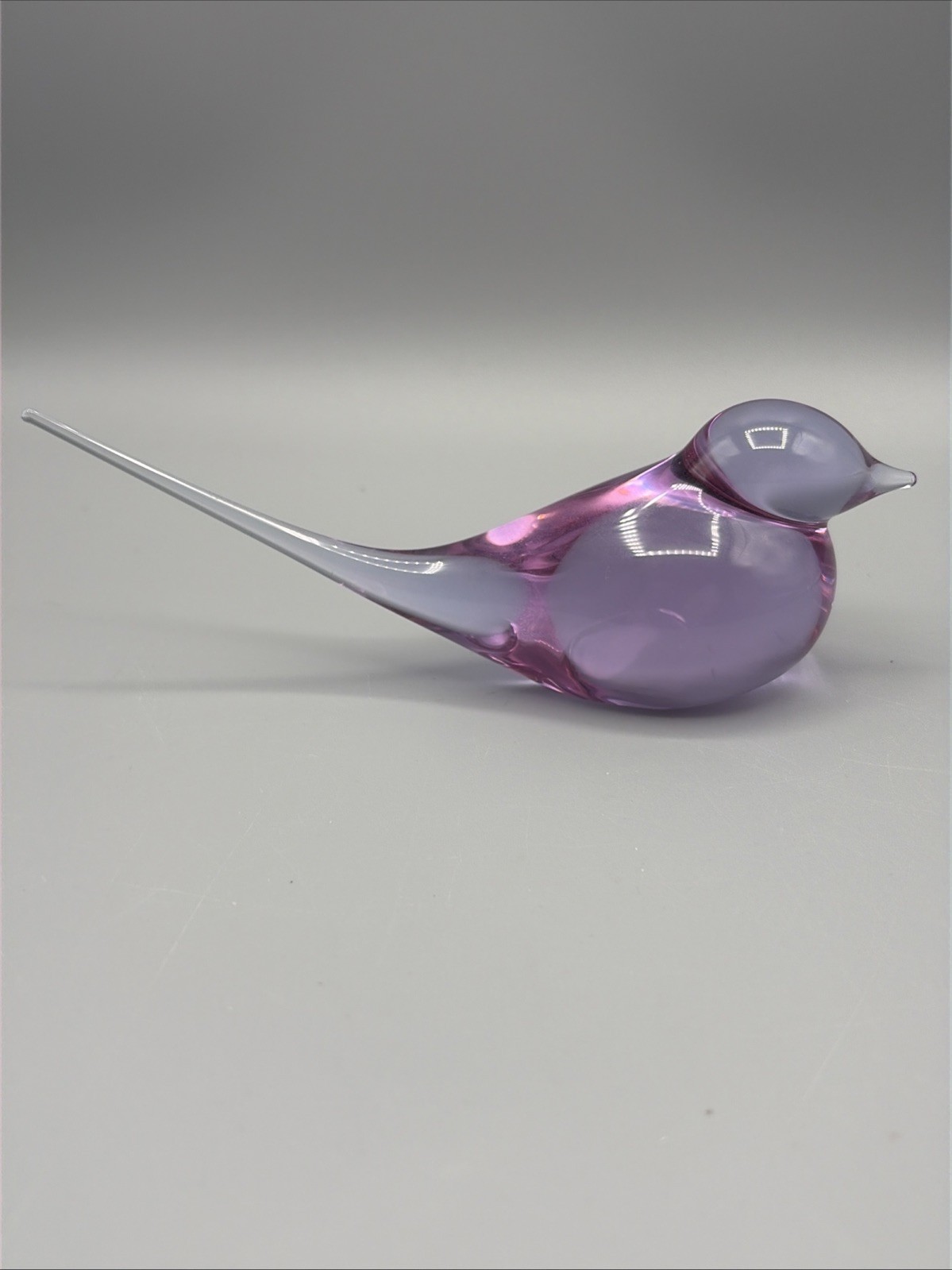 Vintage Scandinavian Mid Century Alexandrite Lavender Art Glass Bird Paperweight