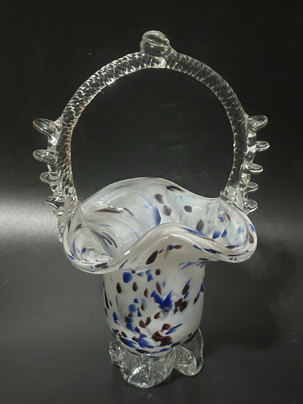 Romanian Hand Blown Art Glass Basket Vase With Applied Handle 7″