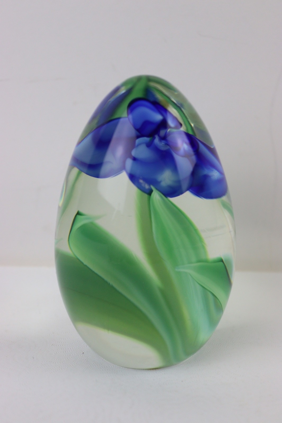 One 1987 Orient Flume signed iris egg shape paperweight 3.5″ tall