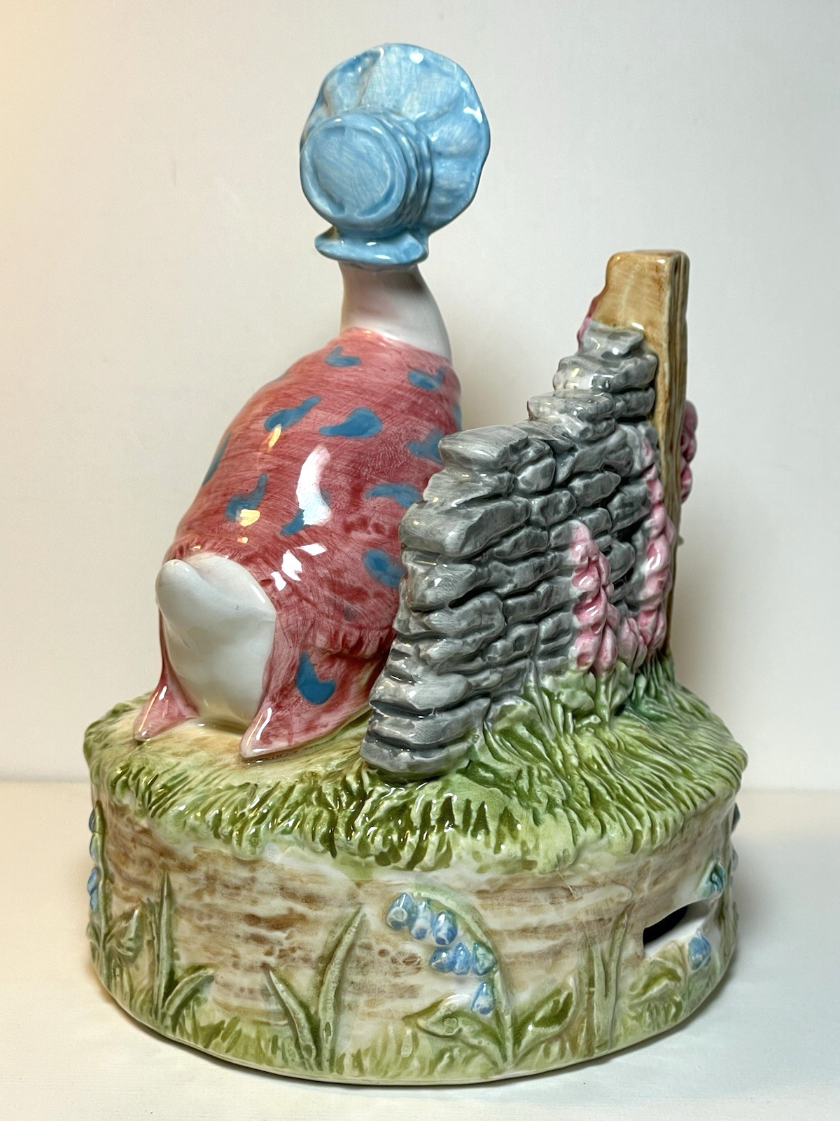 ENESCO JEMIMA PUDDLEDUCK FREDERICK WARNE & CO. MISSING MUSIC BOX FOR PARTS