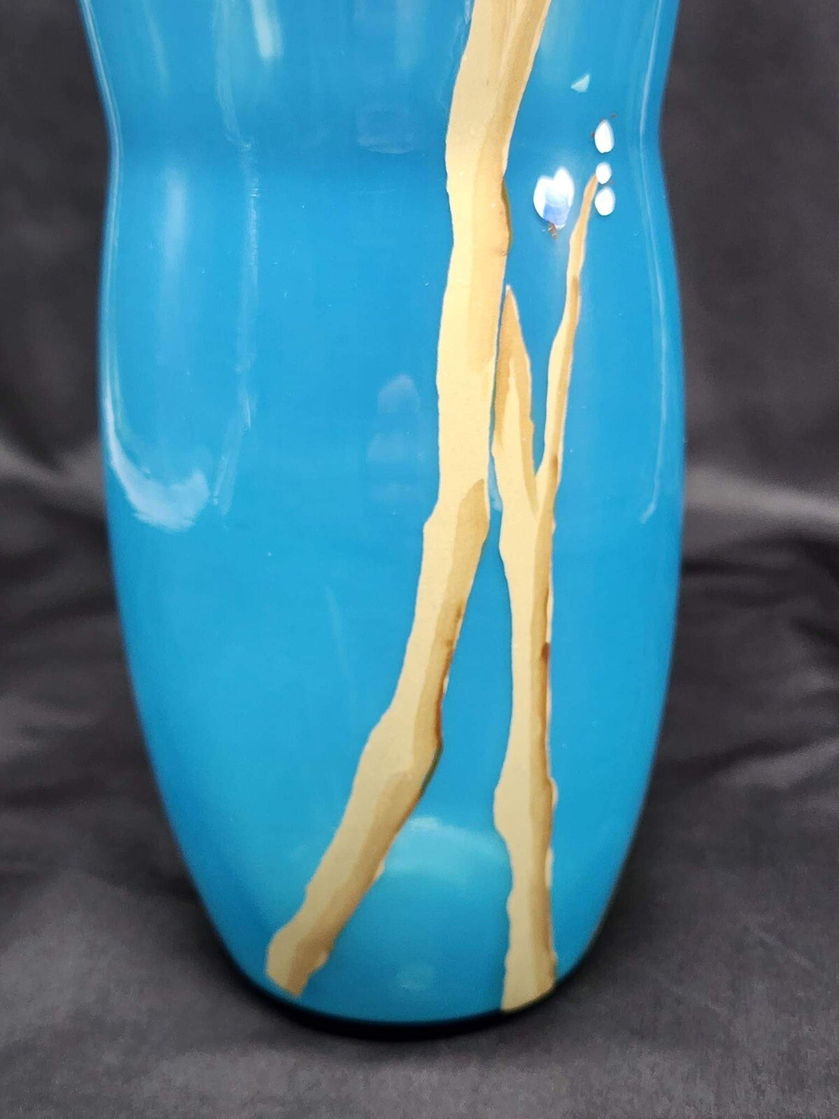 Fenton 2006 Horizon “Cherry Blossoms on Indigo Blue” 4397 3A Vase # 92/950
