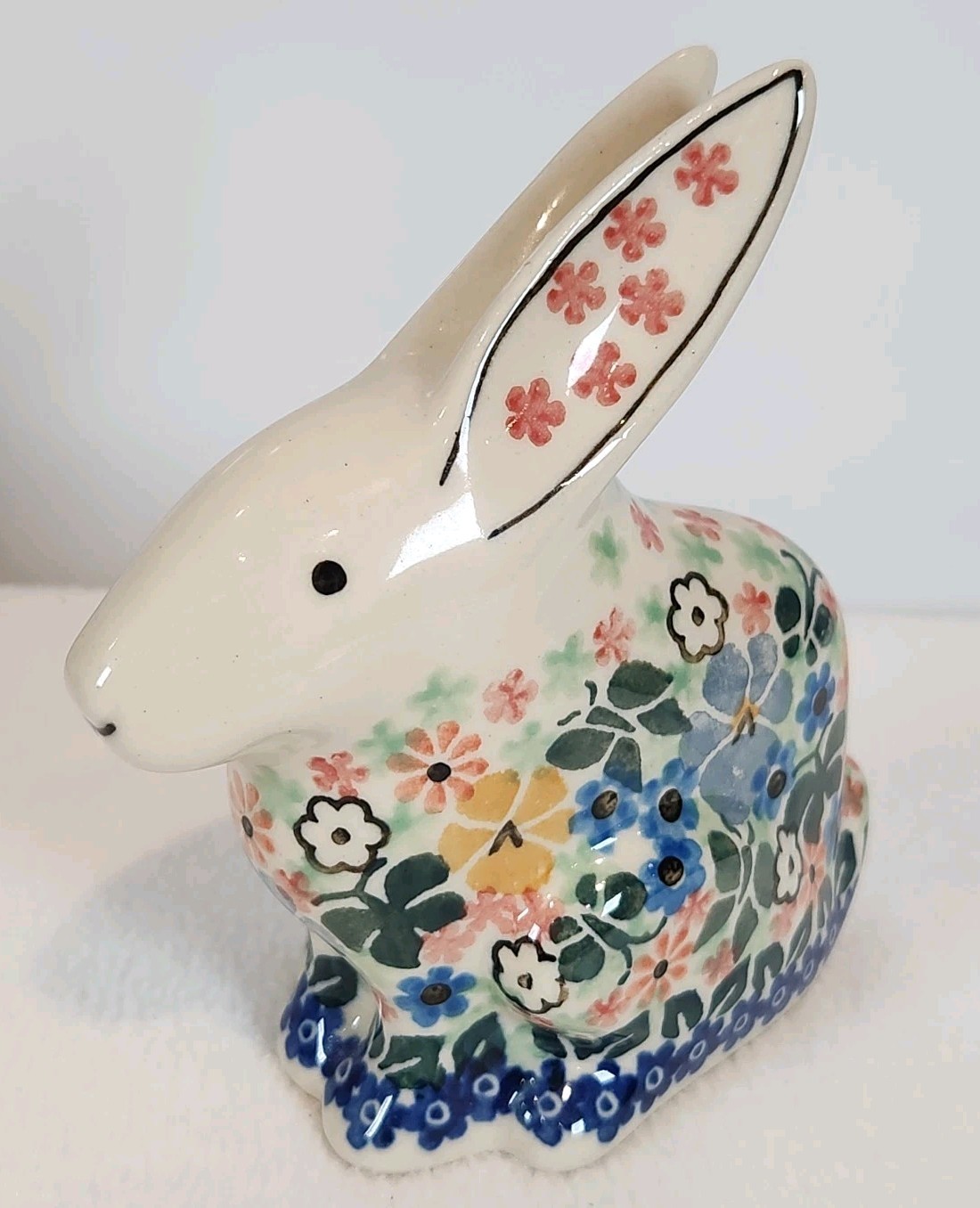 Polish Pottery Bunny Rabbit Figurine Unikat 1589 Ceramika Artystyczna 3.5″H