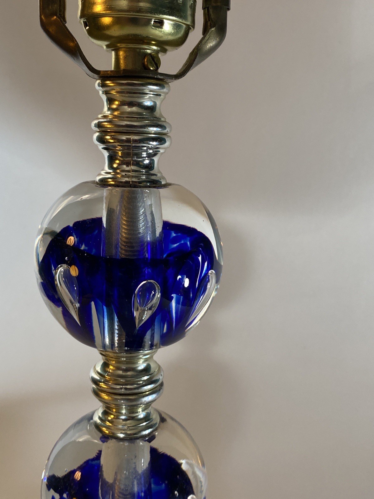 Zimmerman Paperweight Blown Art Glass Lamp Controlled Clear Blue Flowers