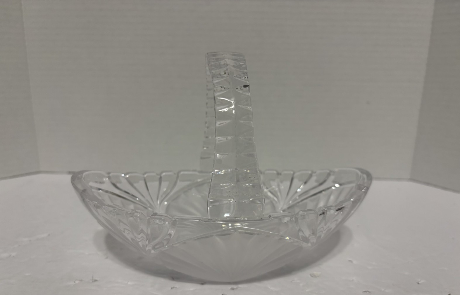 Cut Crystal Glass Basket Clear with Frosted Etched Seashells Decorative Handle
