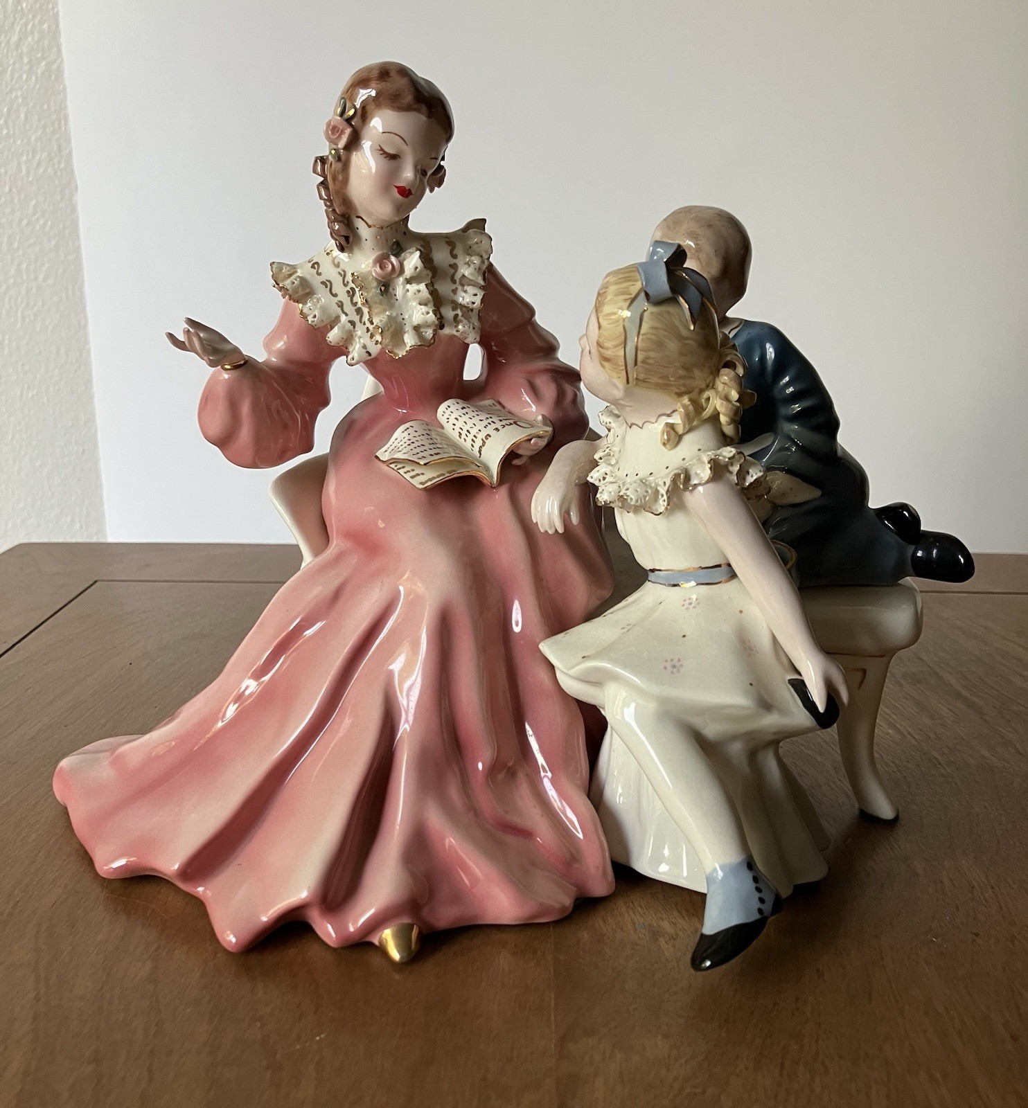 Vintage Florence Pottery Story Book Hour Figurine California No Damage Retro