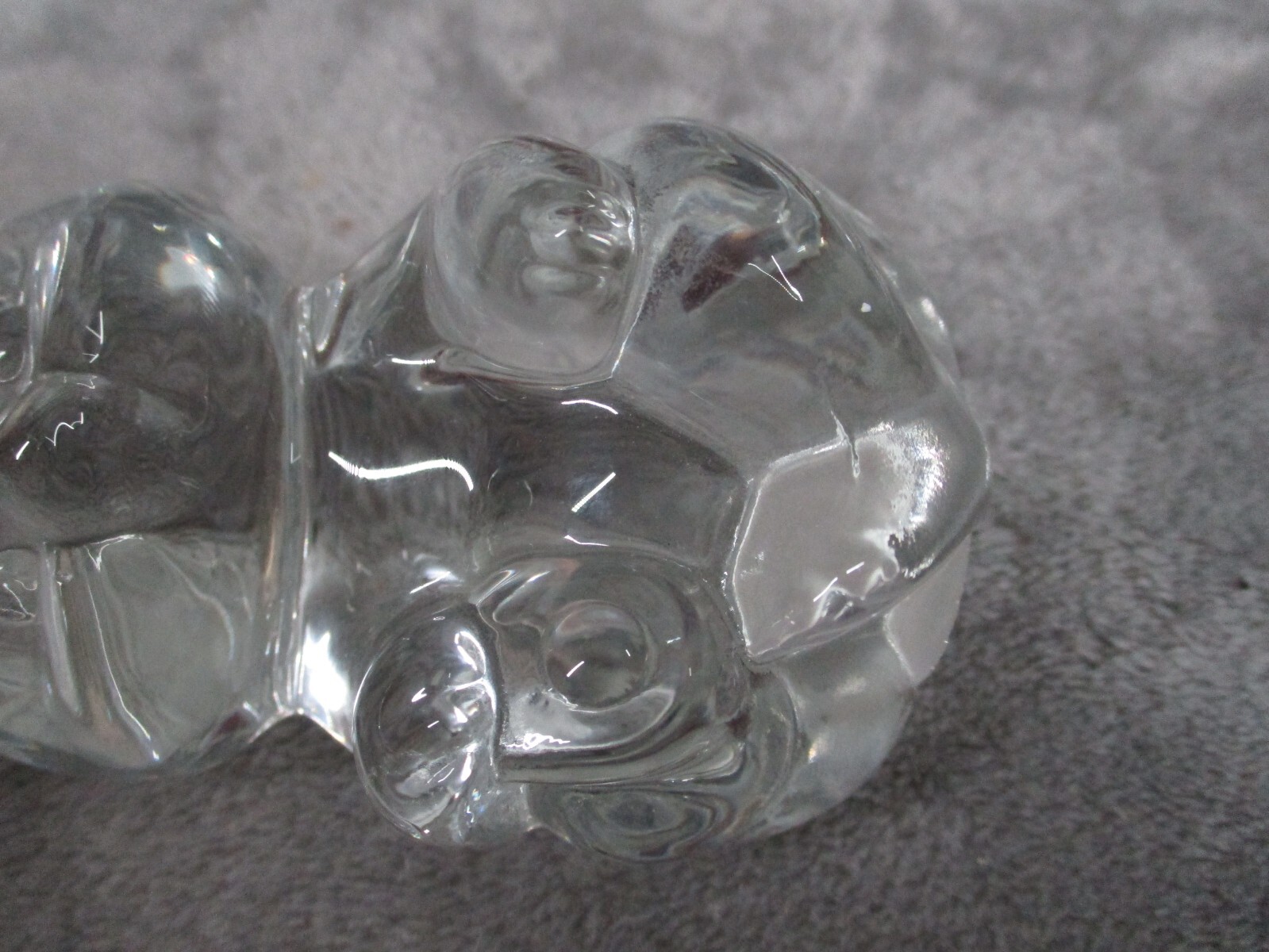 Fenton February Birthstone Birthday Bear Figurine Art Glass 4″ Tall Paper Weight