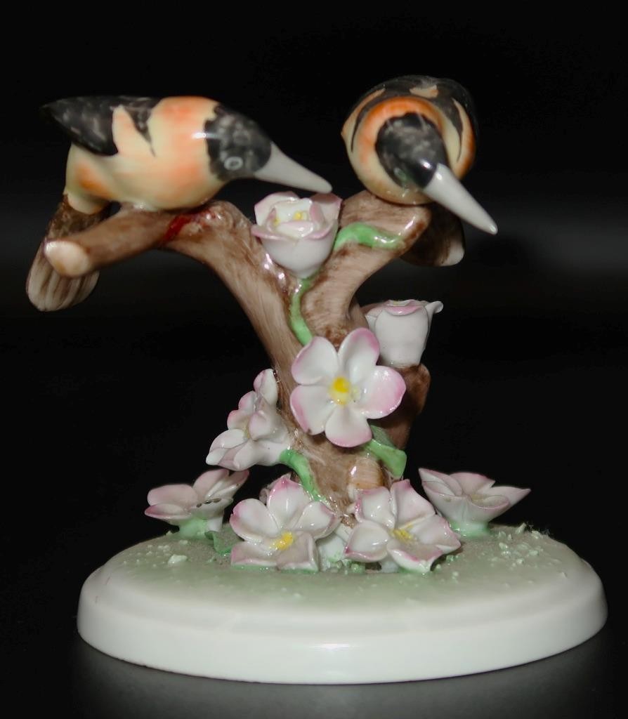 Herend, Hungary, 5129 Hand Painted Pair of Brazilian Blackbirds Figurine, 3 3/8″