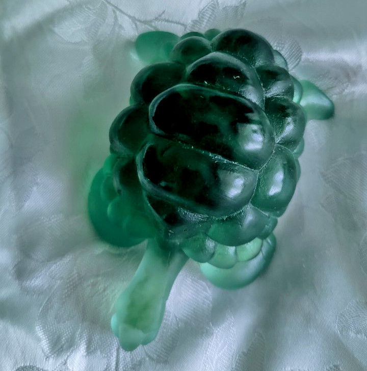 DAUM France Pate de Verre Green Tortoise