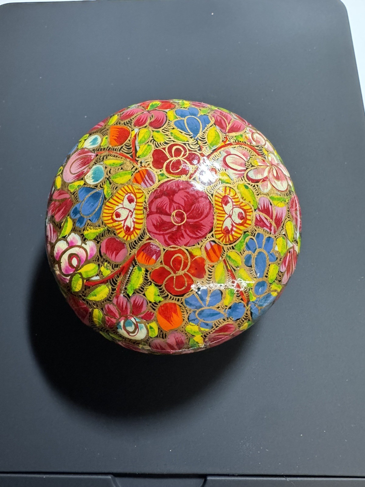 Paperweight Kashmir India Hand Painted 6.6 ounces