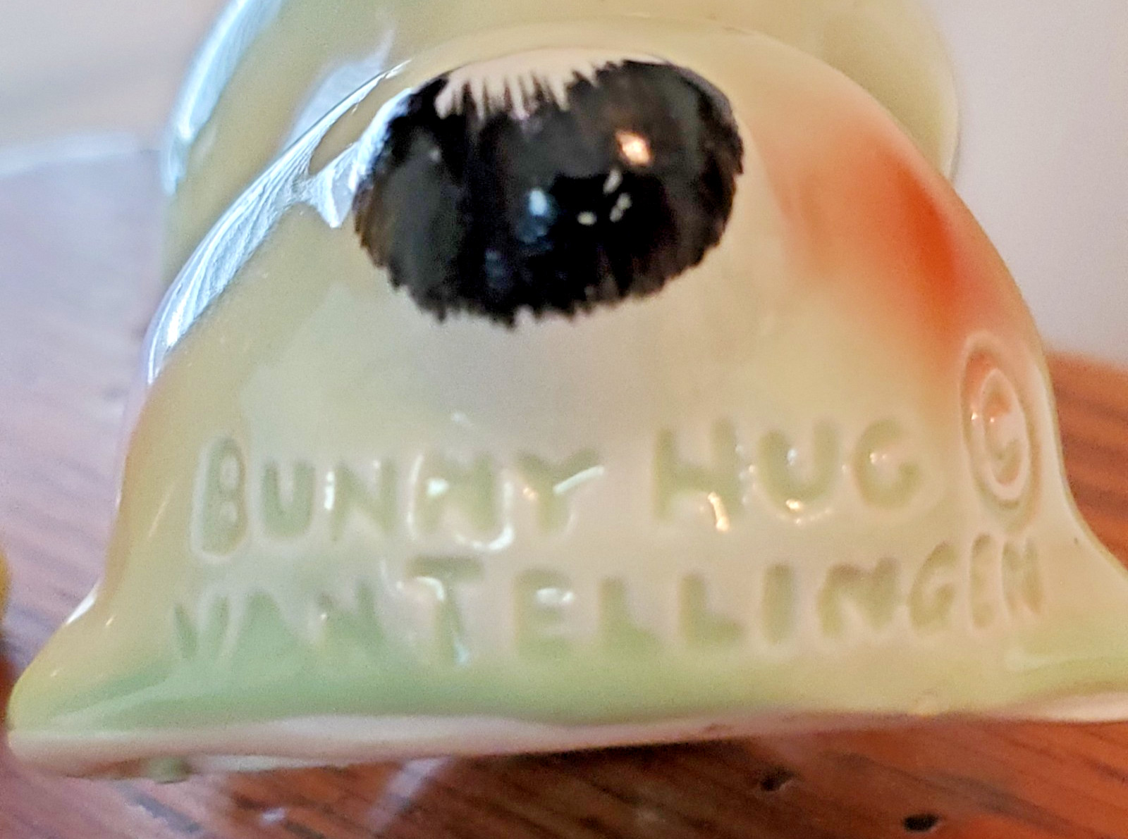 Ruth Van Tellingen Bendel Bunny Hug Salt & Pepper Set
