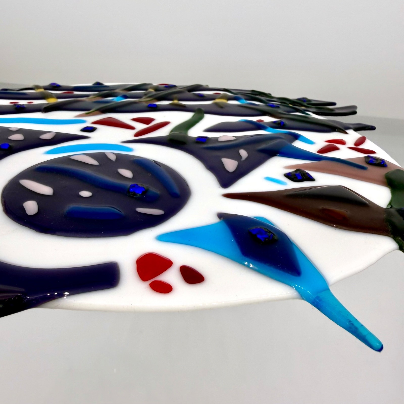 Vtg Fused Glass Wall Hanging Modernist Abstract Face Geometric Blue Dichro 15”