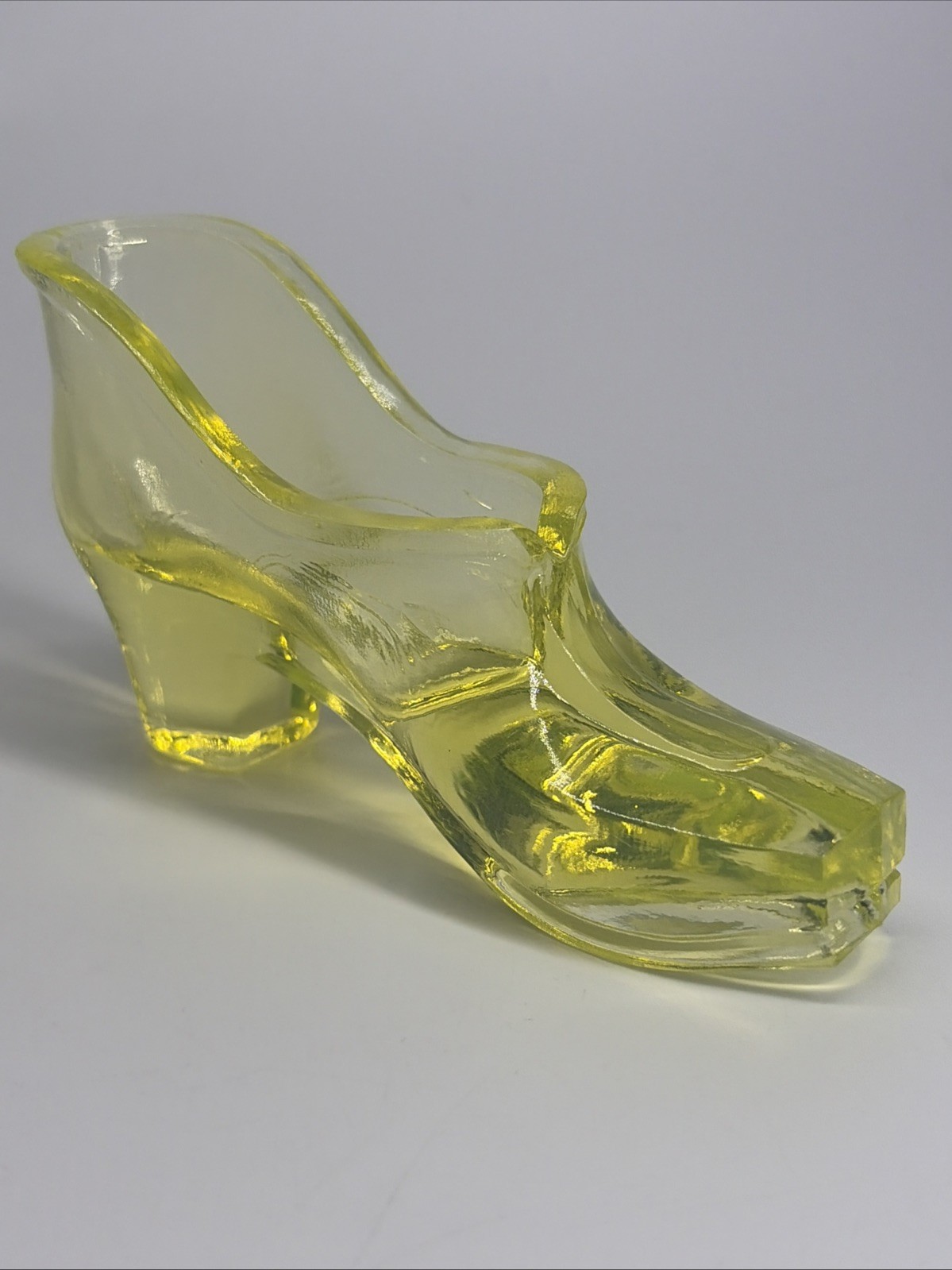 Mosser Canary Vaseline Uranium Glass High Heel Shoe Figurine 5″ Bright UV Glow