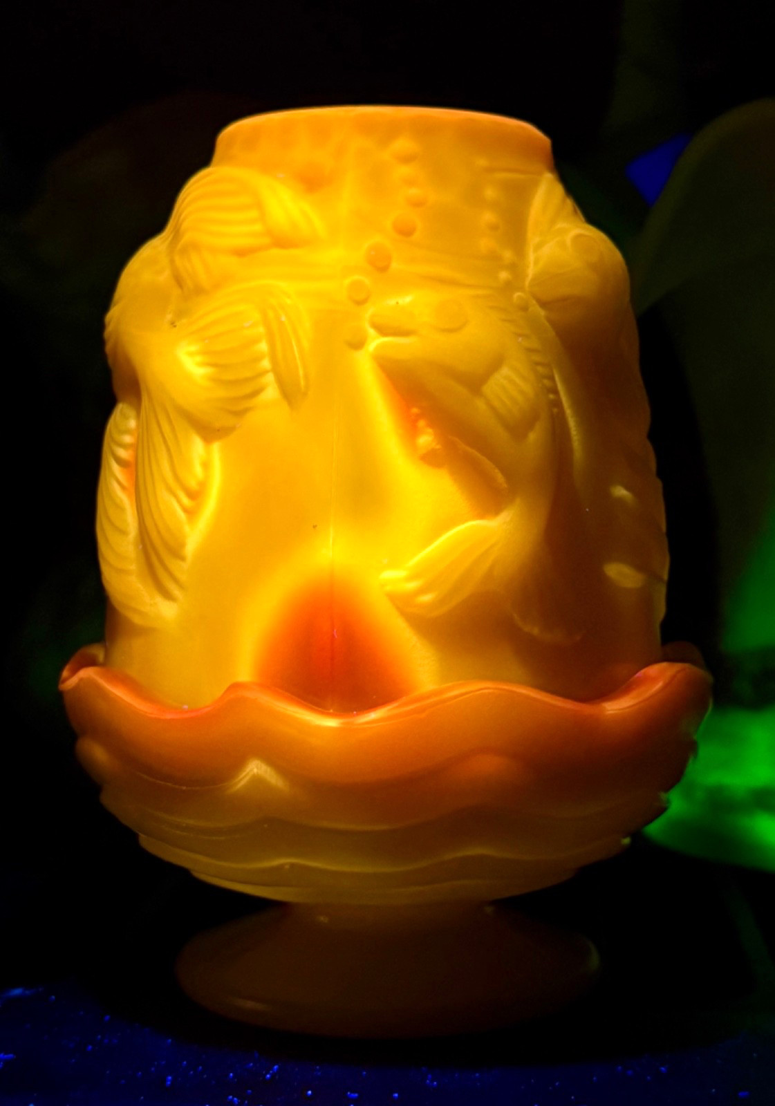 Fenton/WV Glass **DANDELION YELLOW ATLANTIS KOI FISH FAIRY LIGHT**2026