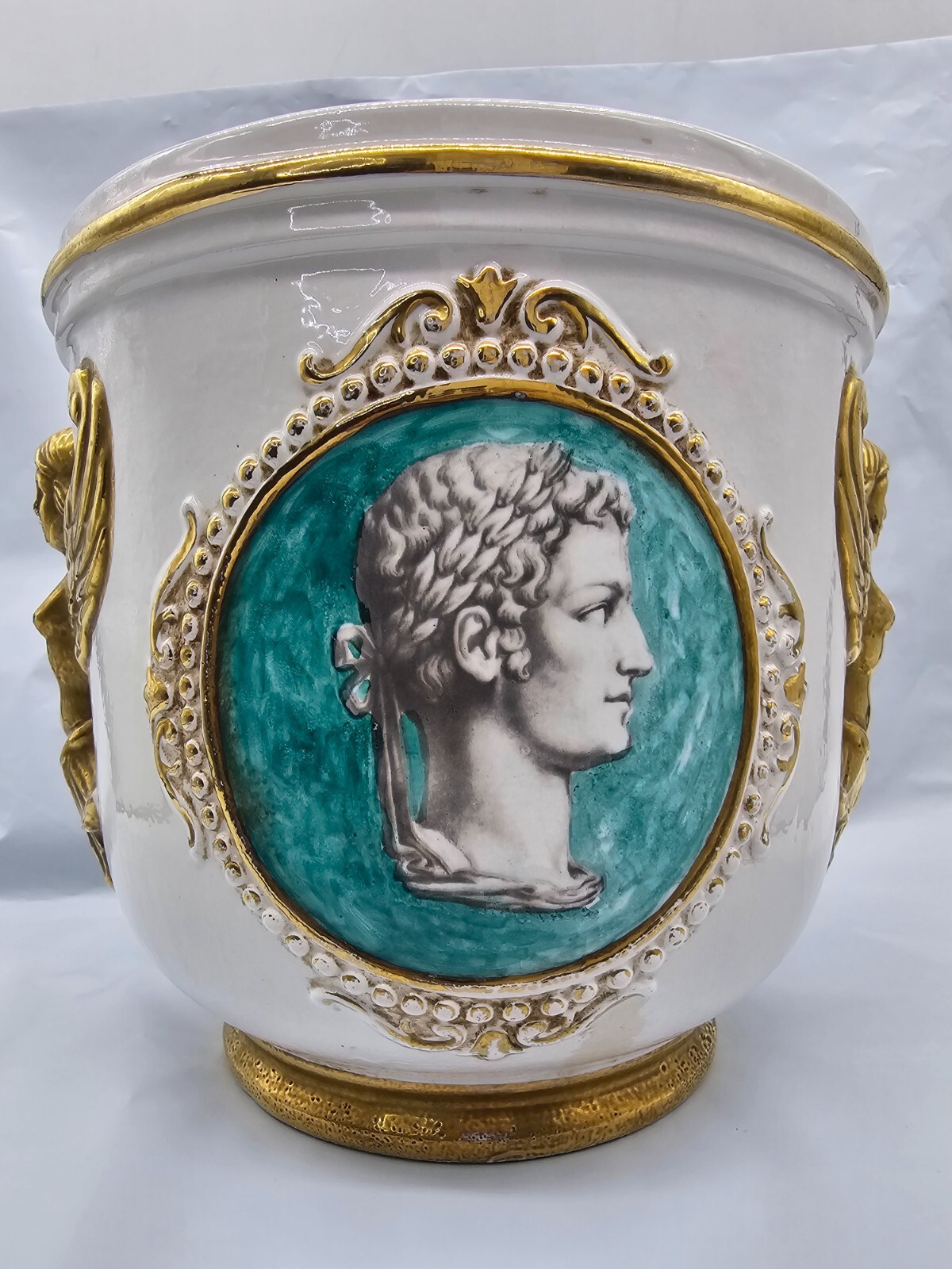 Ugo Zaccagnini Julius Ceramic White Porcelain Vase Green Gilt Decor Numbered