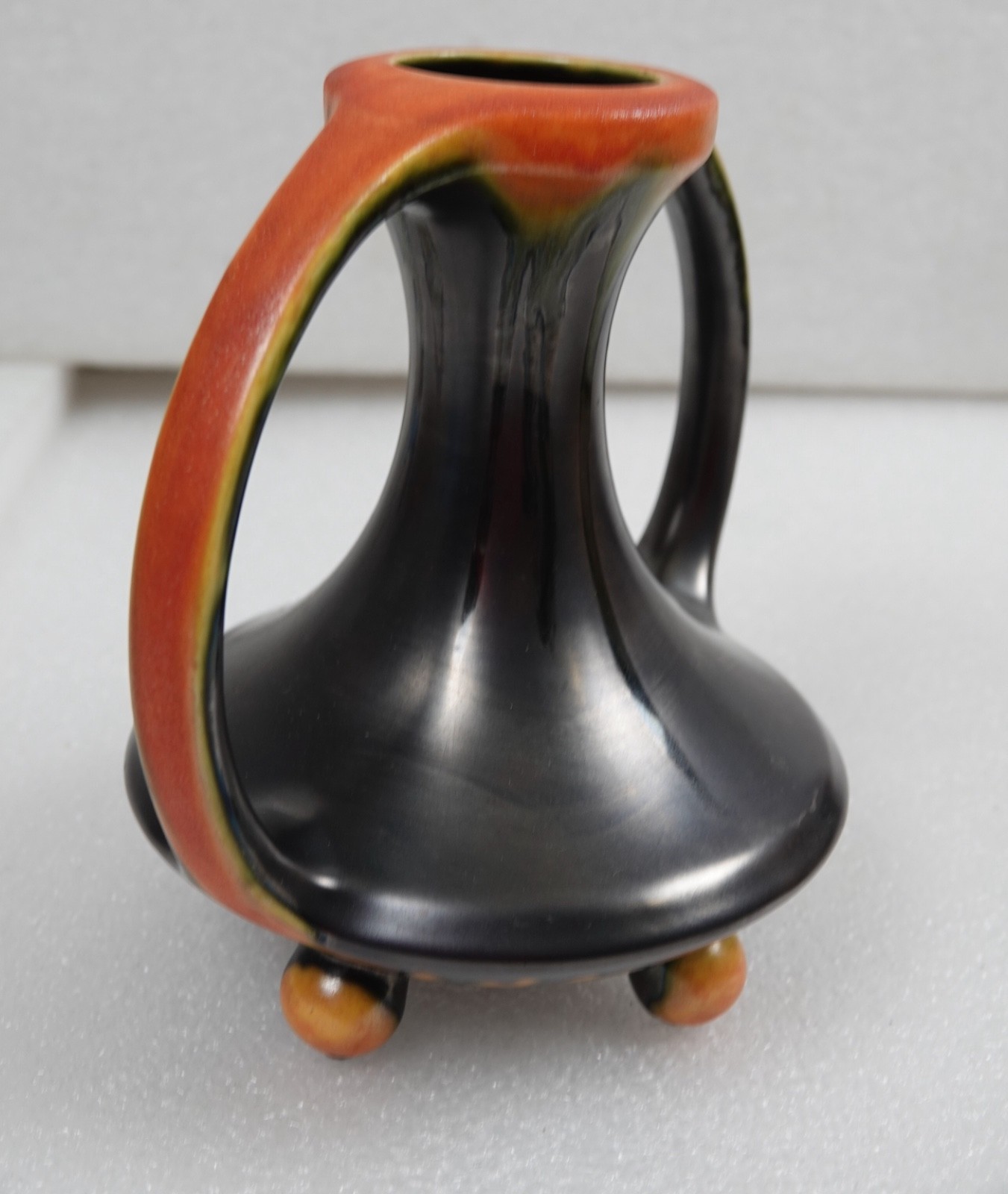 NORWEGIAN STUDIO POTTERY EGERSUND NORGE FAYANSE DOUBLE HANDLED VASE