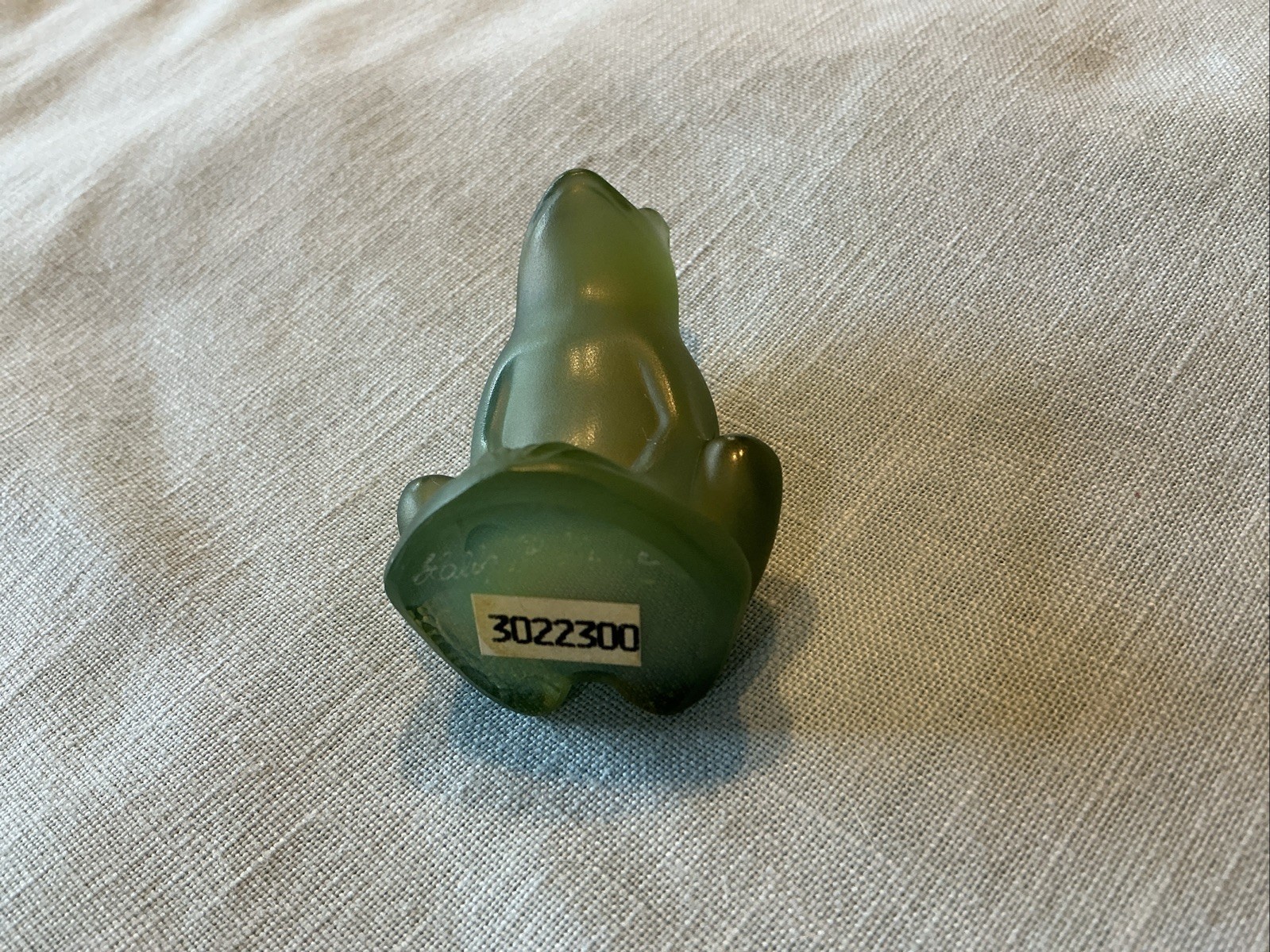Lalique France Small Sitting Frog Figurine