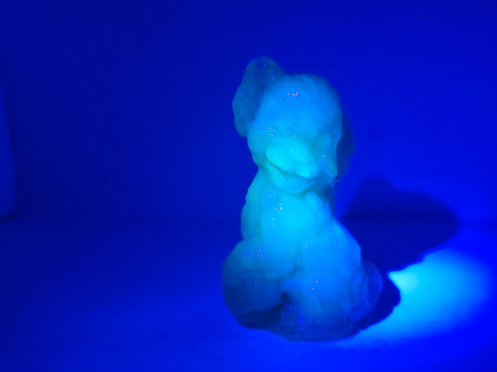 Vintage UV Reactive Skippy Shaggy Puppy by Boyd’s
