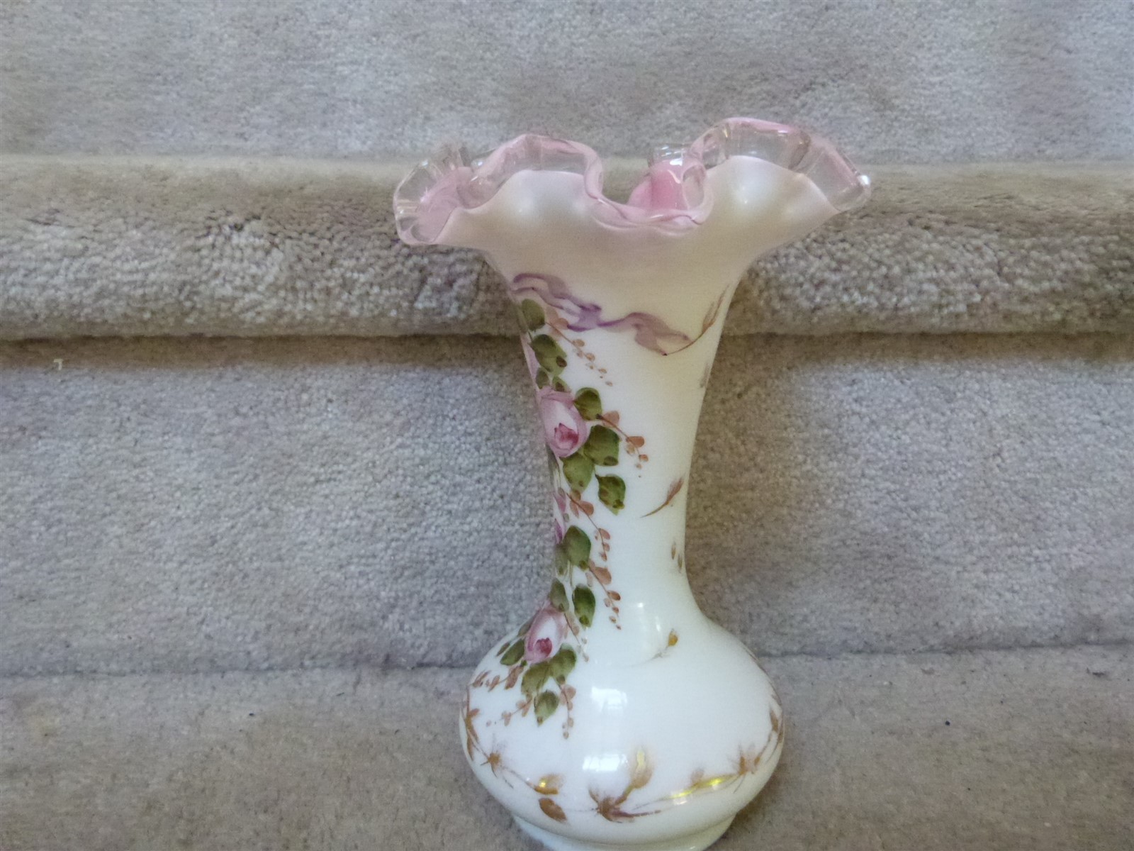 VTG Fenton Charleton Rose Crest Ruffled Hand Painted Vase Pink Cased 8″