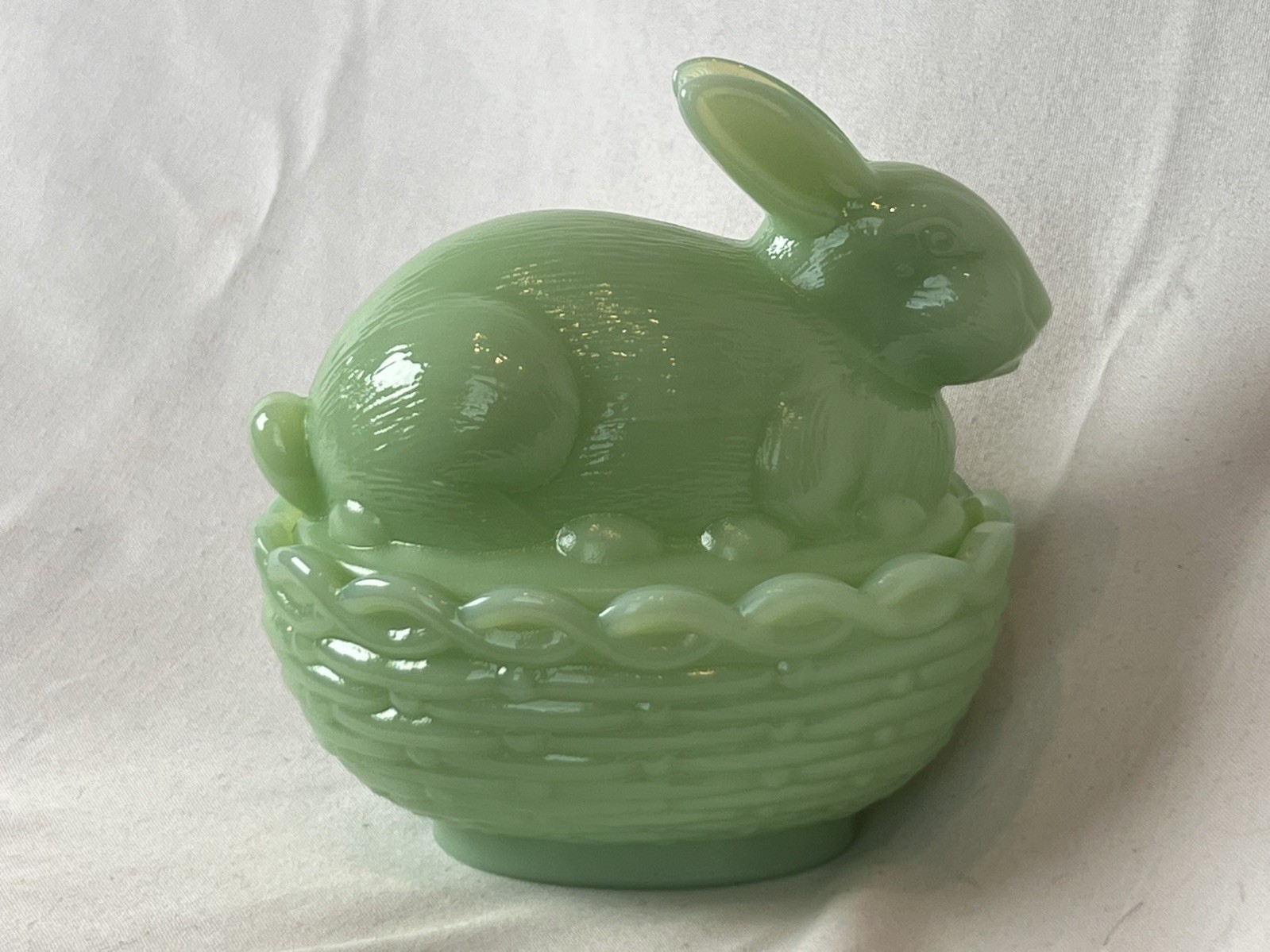 Mosser Jadeite Green Bunny Rabbit Covered Dish Nest Basket Easter Glass Trinket