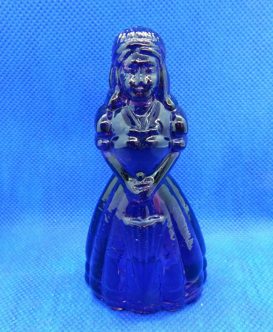 BOYD VINTAGE ART GLASS JENNIFER DOLL in ~ AMETHYST ~ COLOR GLASS 3.50″ TALL