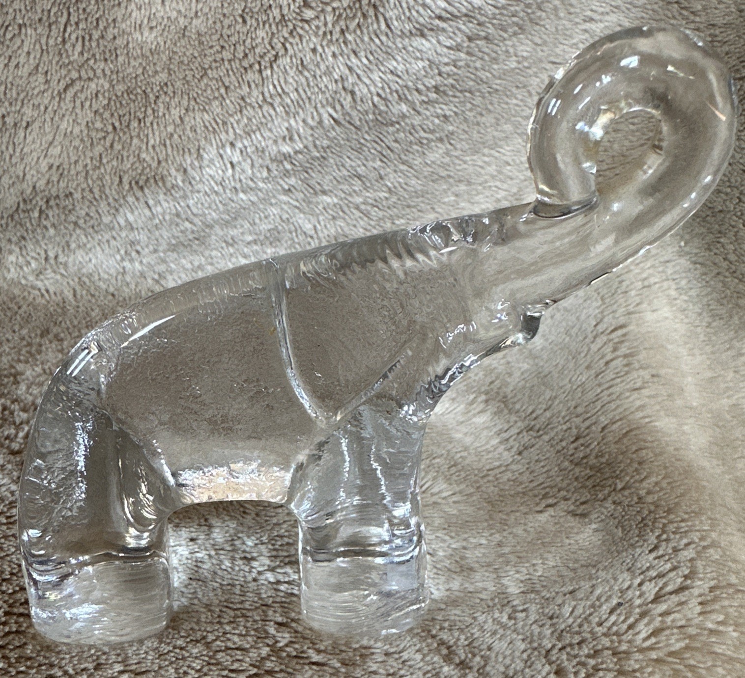KOSTA BODA Zoo Series BERTIL VALLIEN Crystal Elephant Flat Back SWEDEN