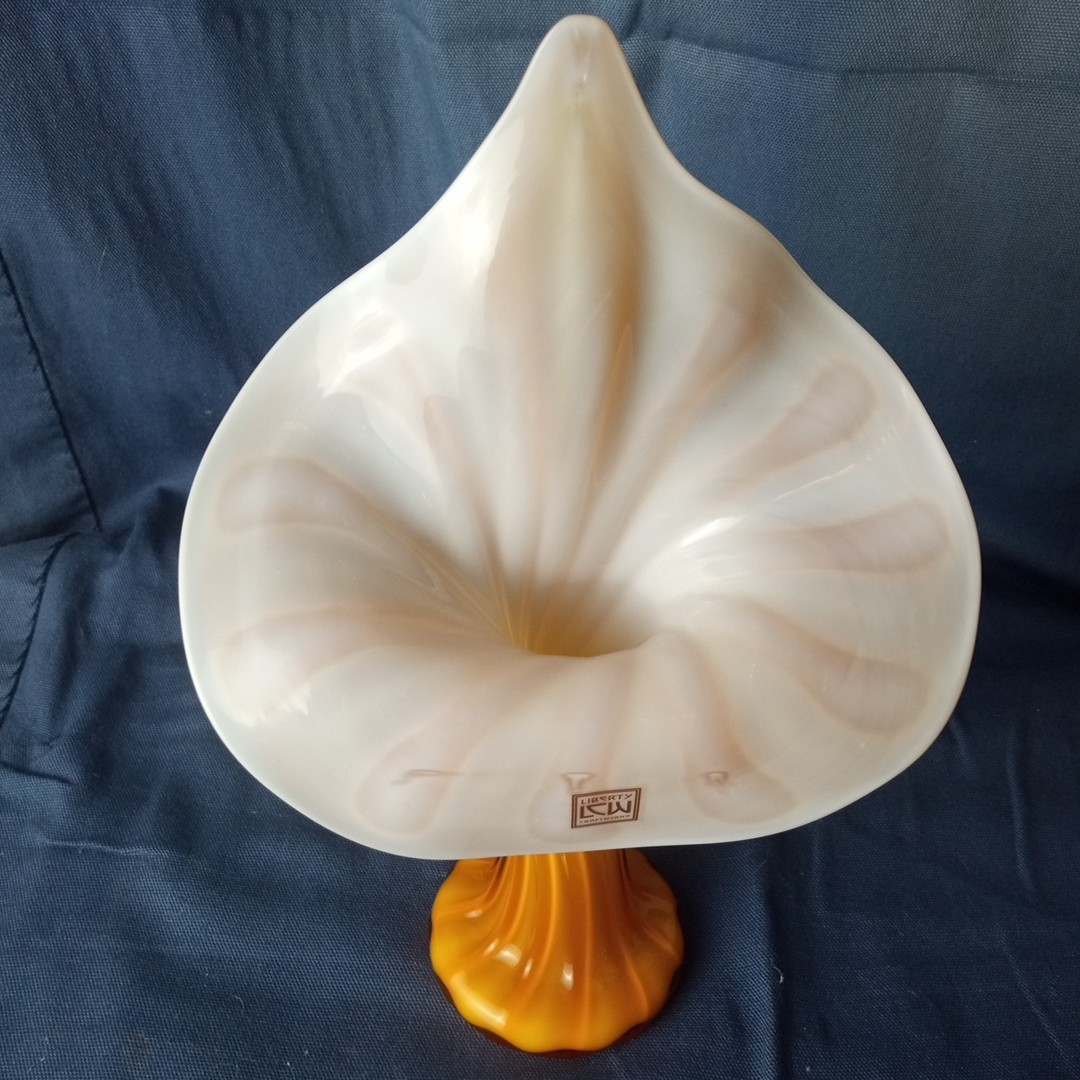 Vtg Liberty Craftworks Art Glass Jack in the Pulpit Vase 10″ Opalescent JIP