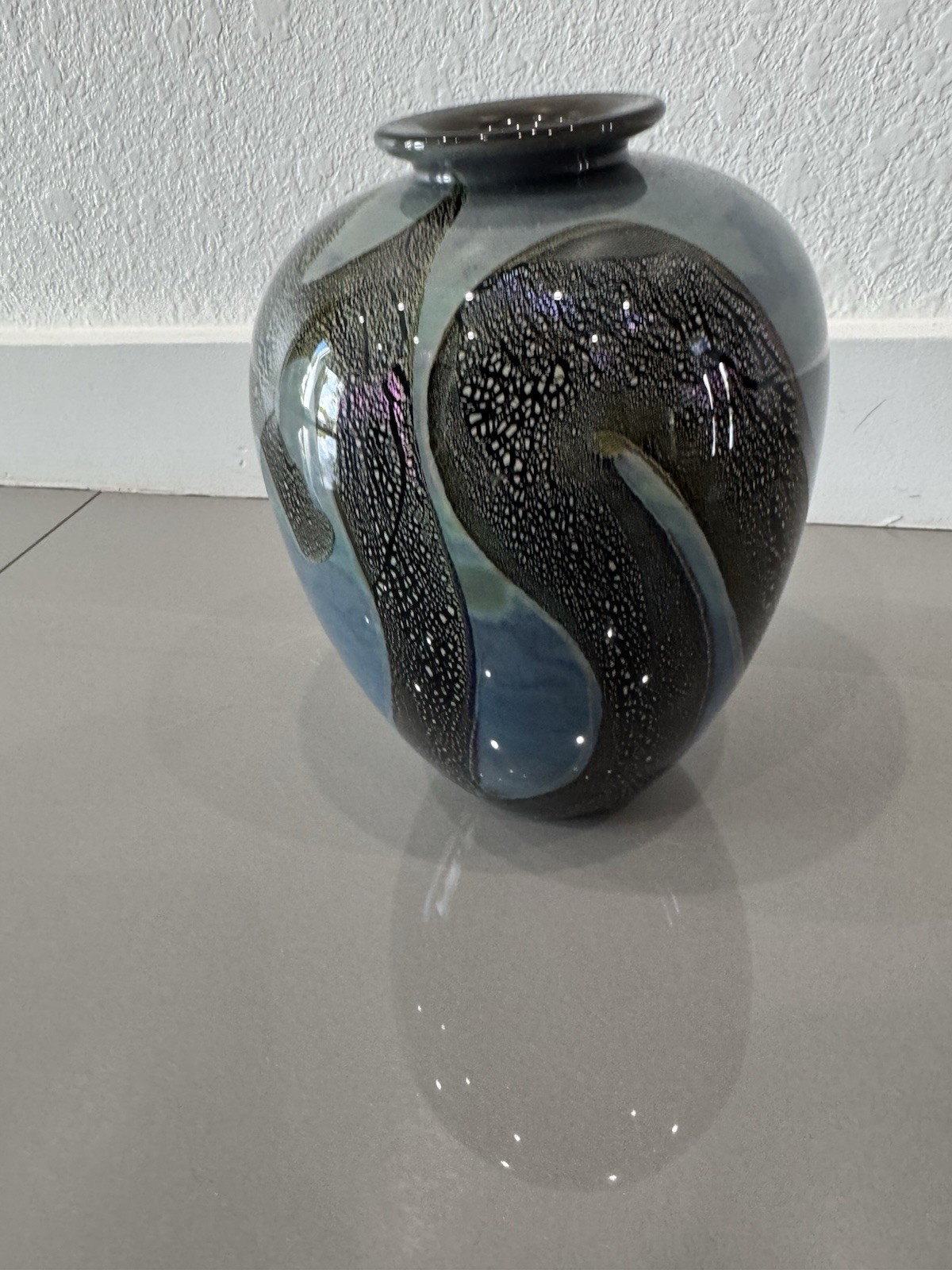 Douglas BECKER Signed Art Glass Studio Bowl Vase Signed 1988