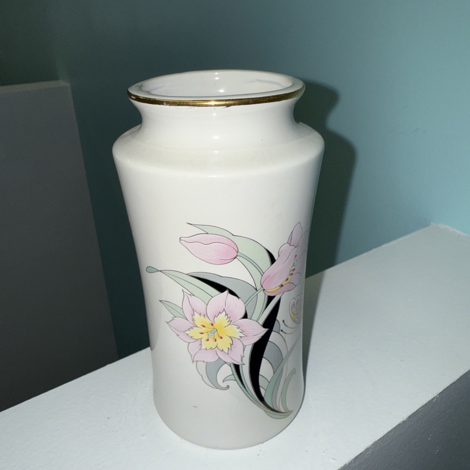 2 Vintage 80s Art Deco Revival White Ceramic Vase Pink Black Asian Butterfly