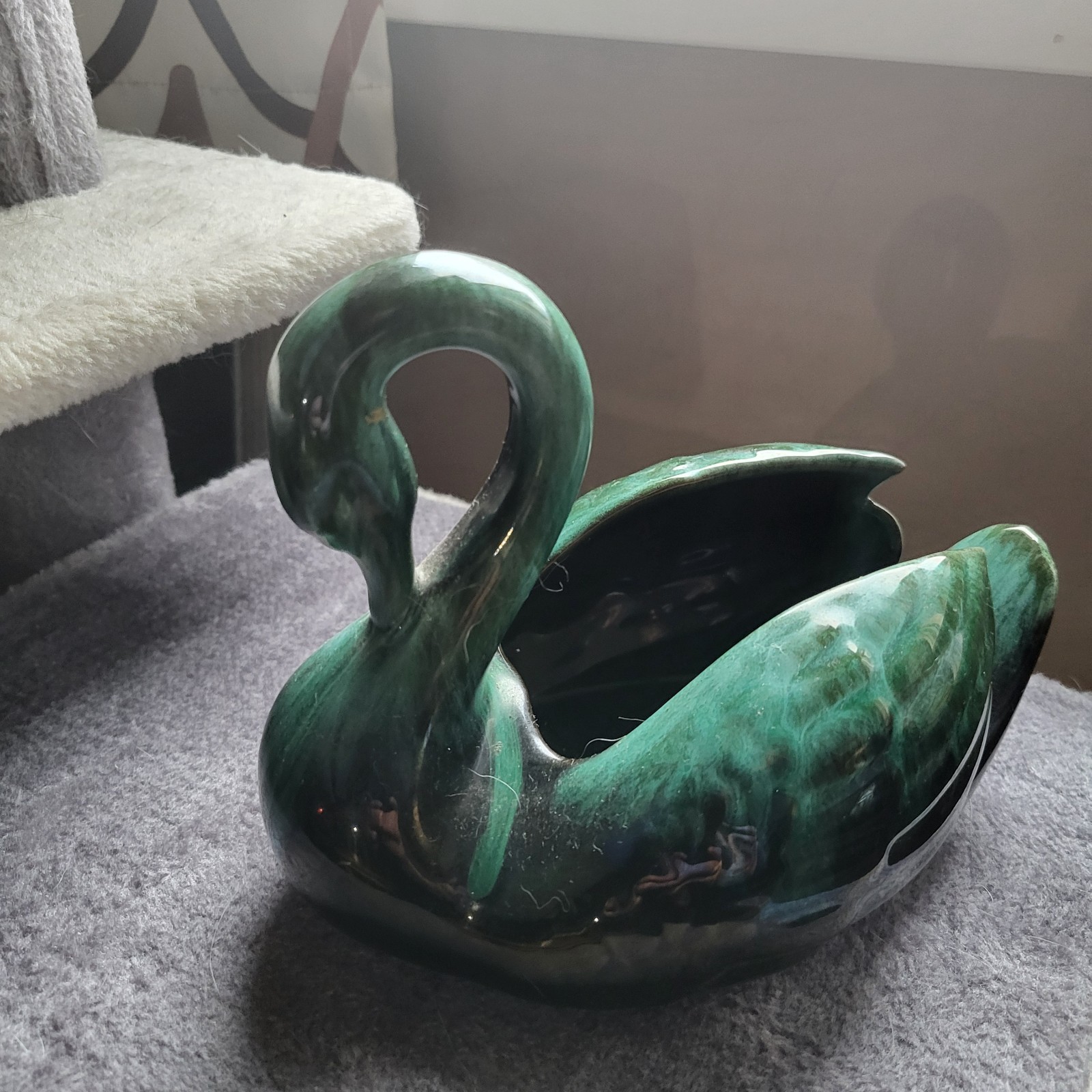 Vintage Blue Mountain Pottery Swan Planter 5″ Drip Glaze GUC SEE PICTURES BIN D