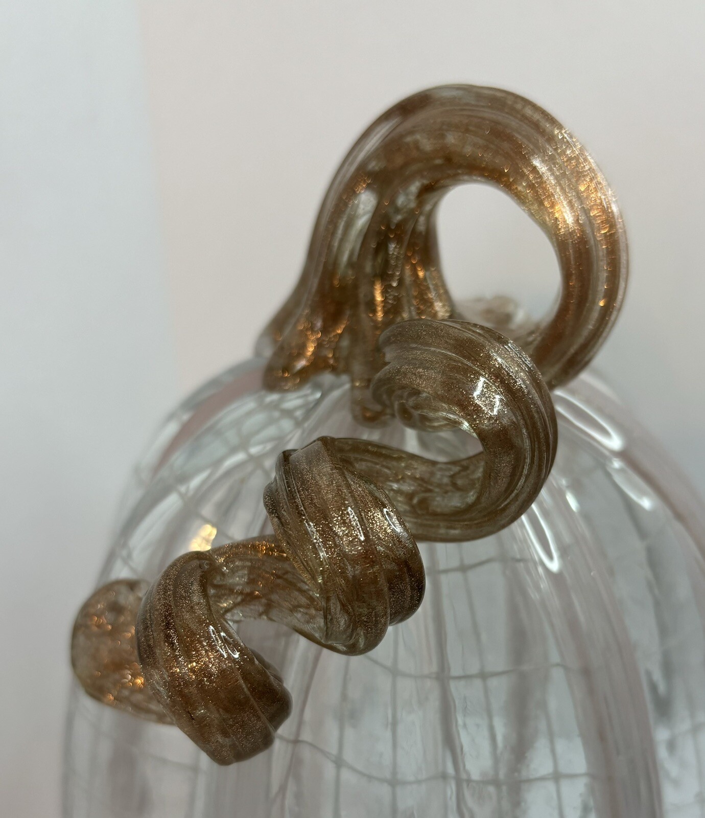 BLOWN GLASS CLEAR, WHITE, GOLD, LIGHT PINK FALL PUMPKIN ART GLASS DECORATION #1